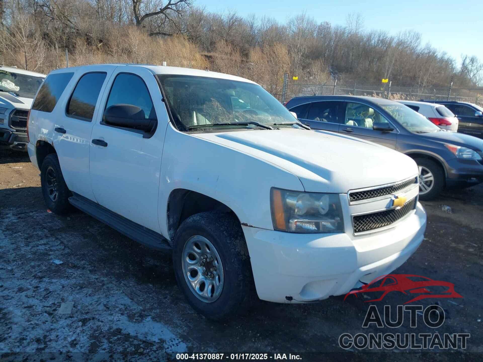 CHEVROLET TAHOE 2011 - 1GNLC2E01BR175260