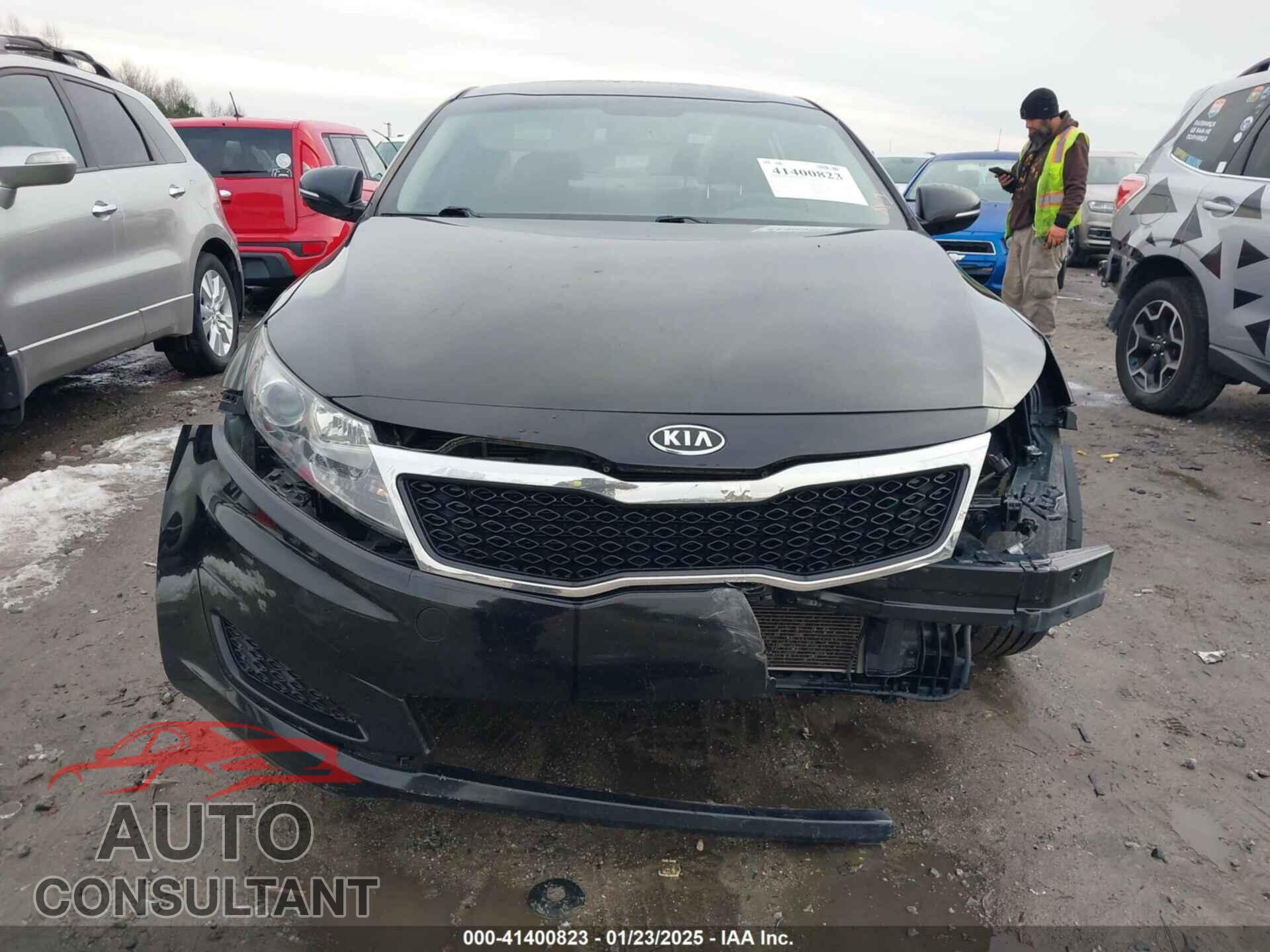 KIA OPTIMA 2011 - KNAGM4A71B5128644