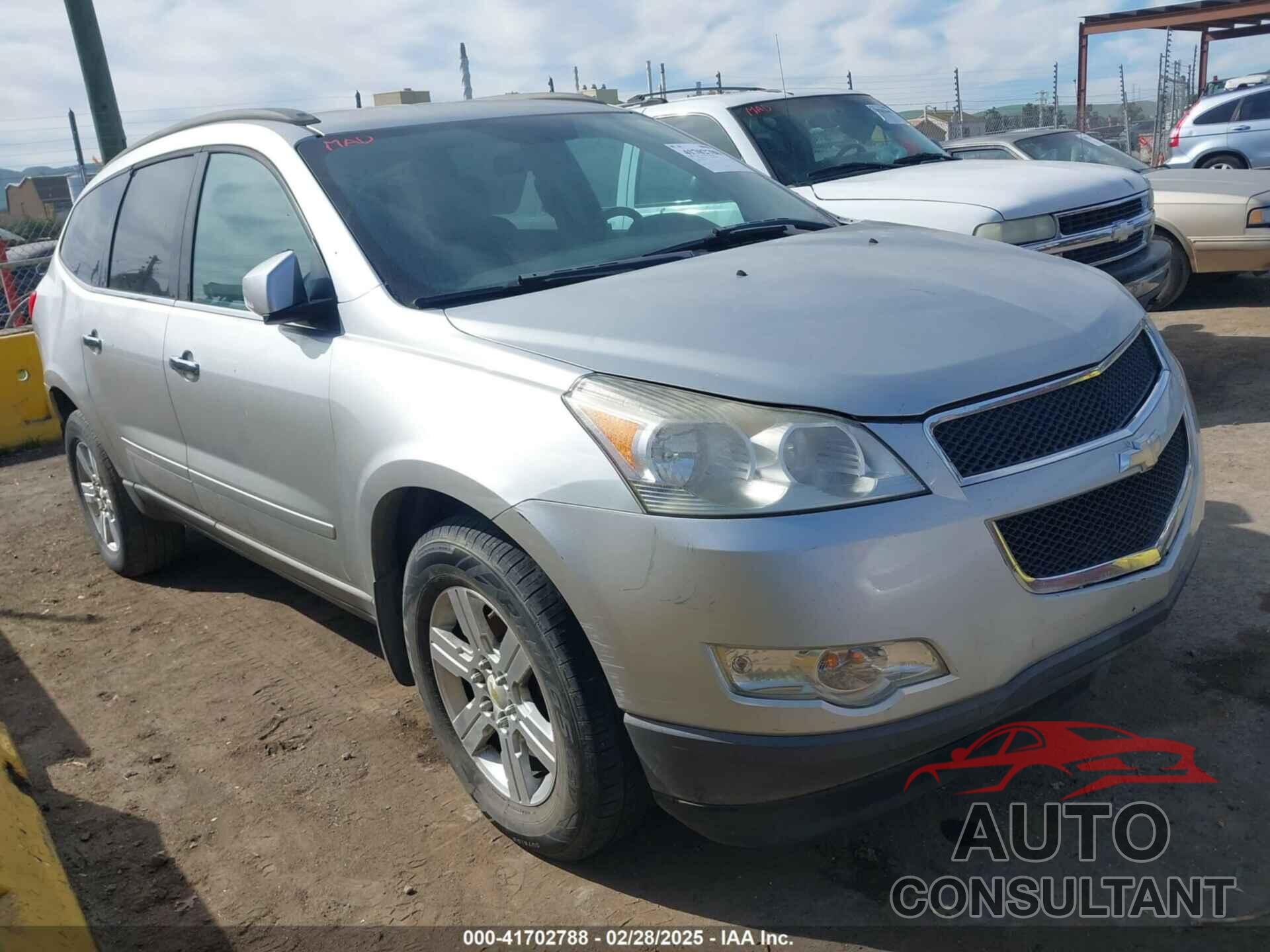 CHEVROLET TRAVERSE 2011 - 1GNKRGED4BJ365028