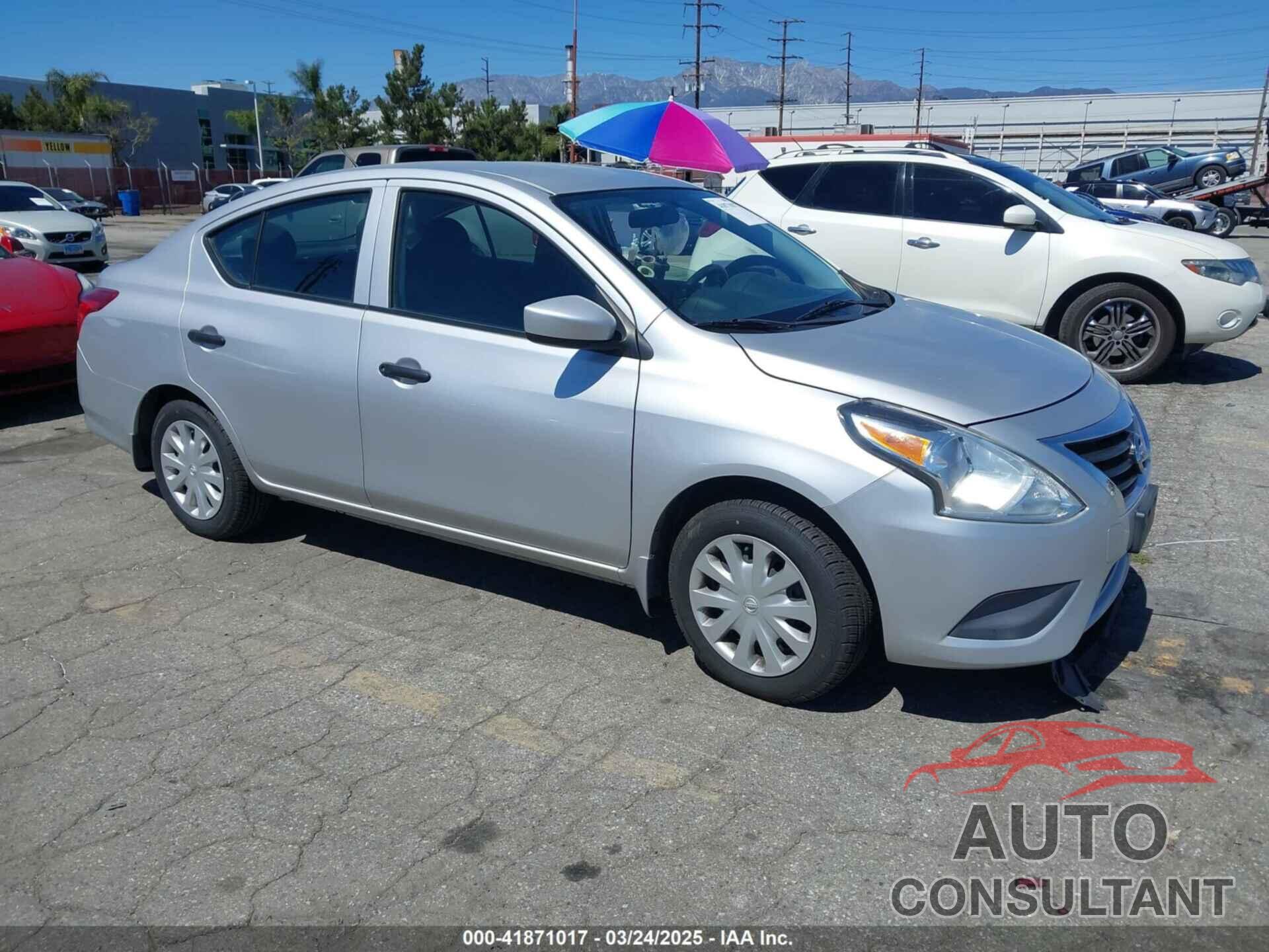 NISSAN VERSA 2017 - 3N1CN7AP0HL832894