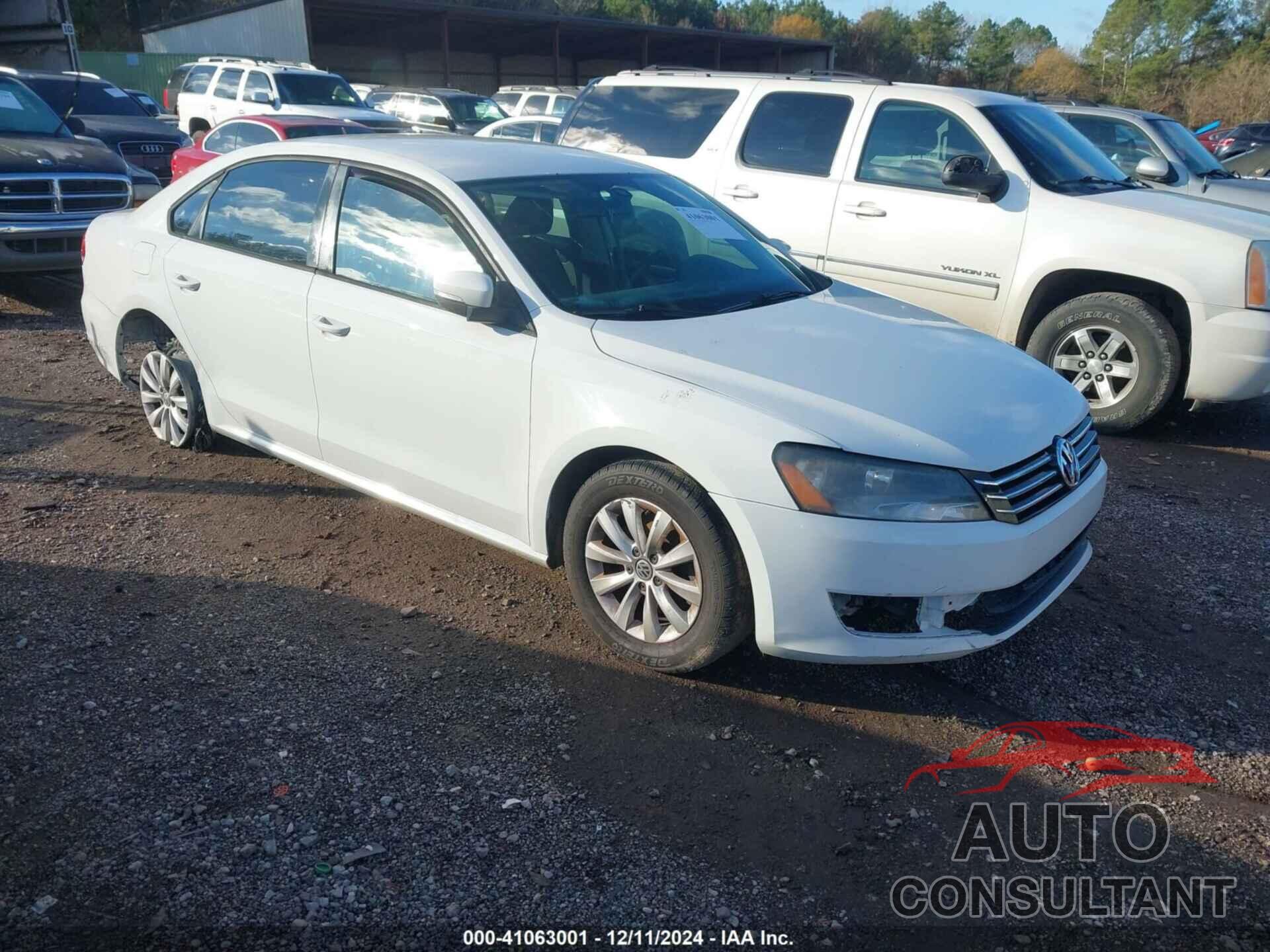 VOLKSWAGEN PASSAT 2013 - 1VWAH7A36DC044617