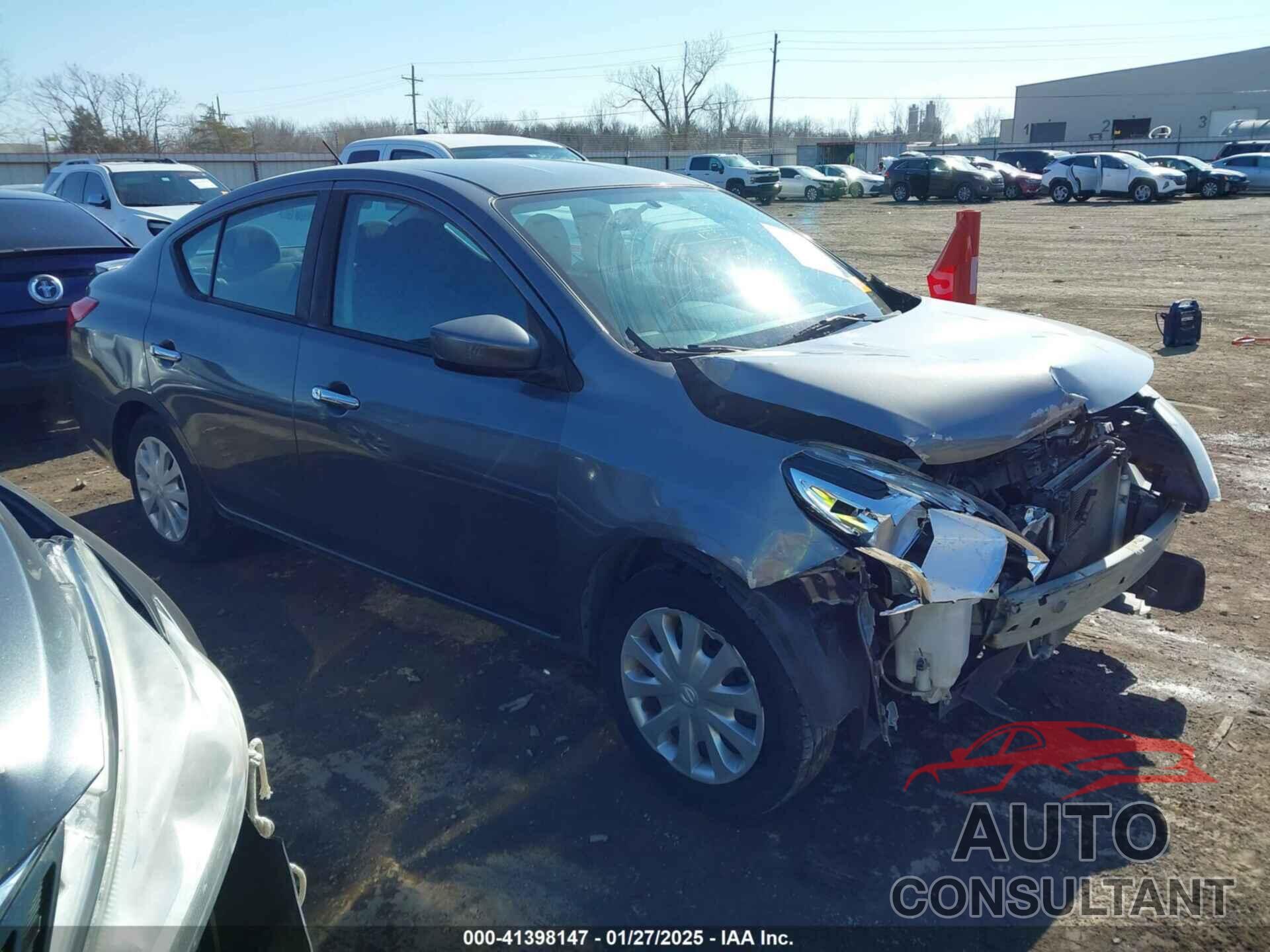 NISSAN VERSA 2019 - 3N1CN7AP1KL863515