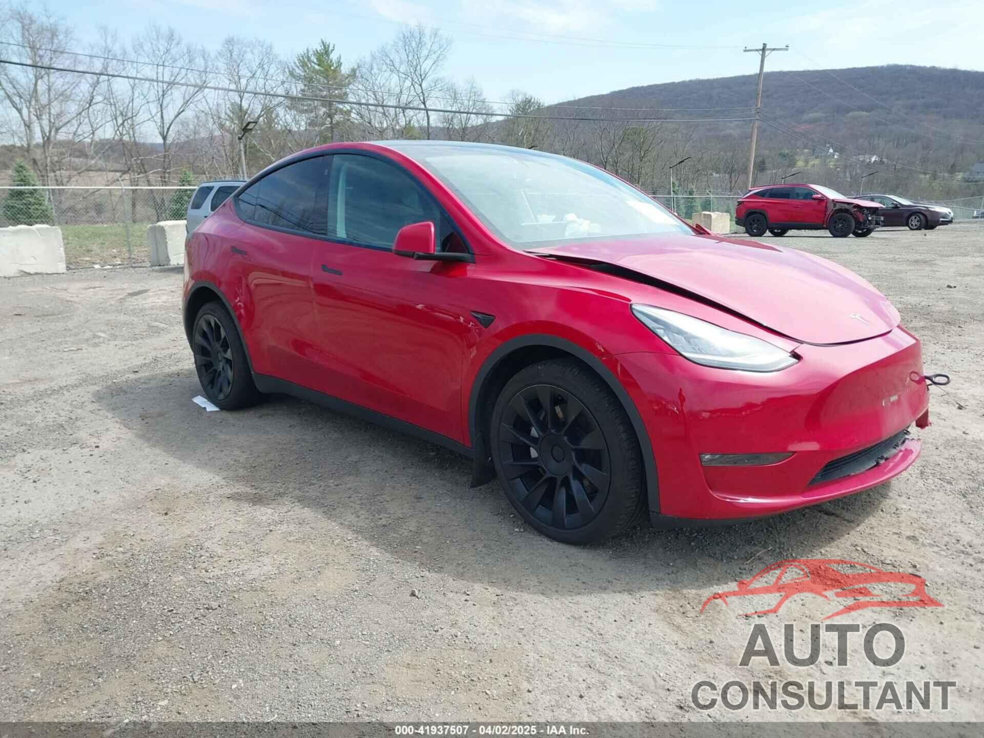 TESLA MODEL Y 2021 - 5YJYGDEE0MF209191