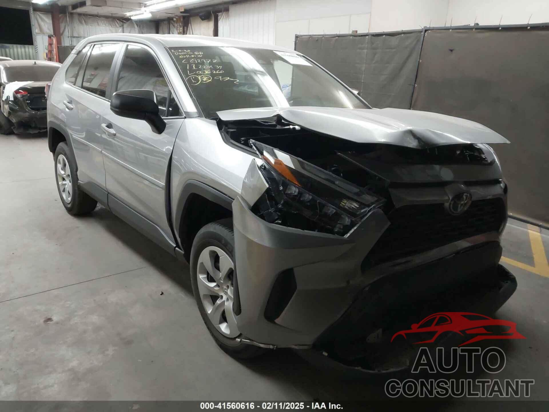 TOYOTA RAV4 2023 - 2T3H1RFV0PC236260