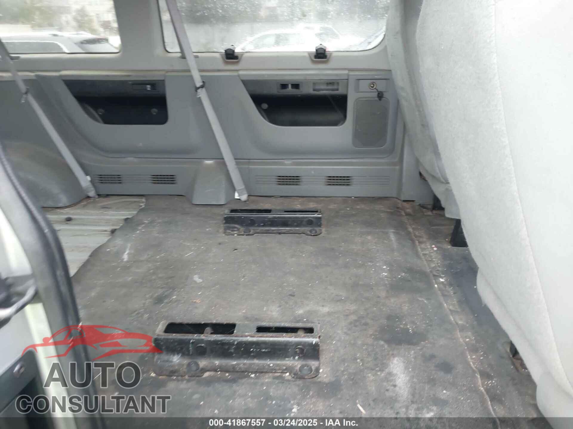 FORD E-150 2011 - 1FMNE1BL9BDB28703