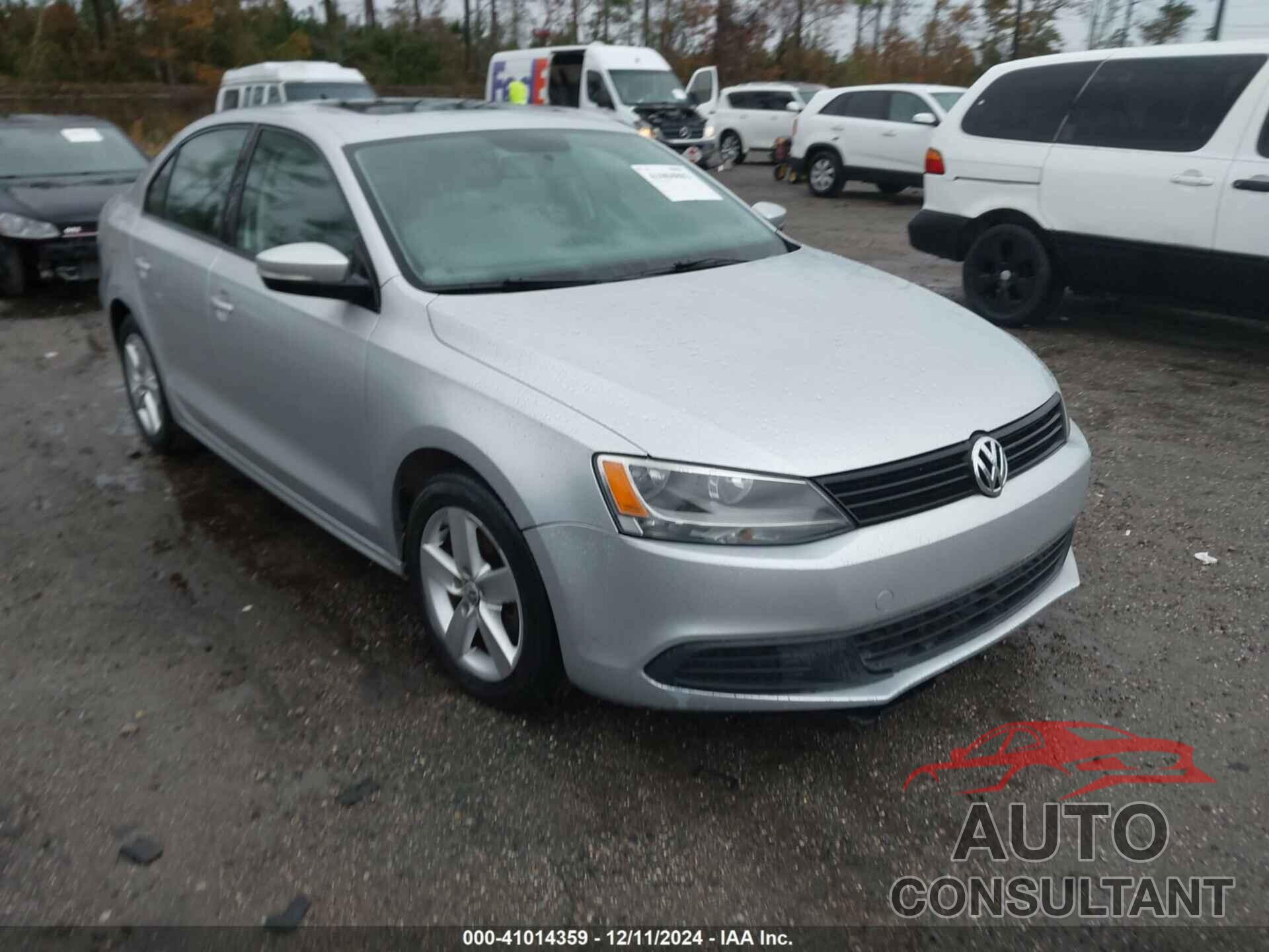 VOLKSWAGEN JETTA 2012 - 3VWLL7AJ9CM014398