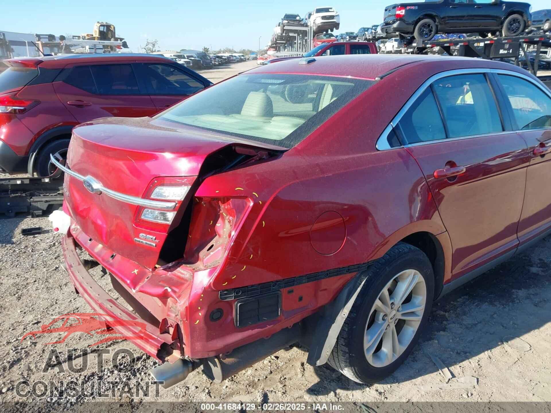 FORD TAURUS 2017 - 1FAHP2E83HG136978