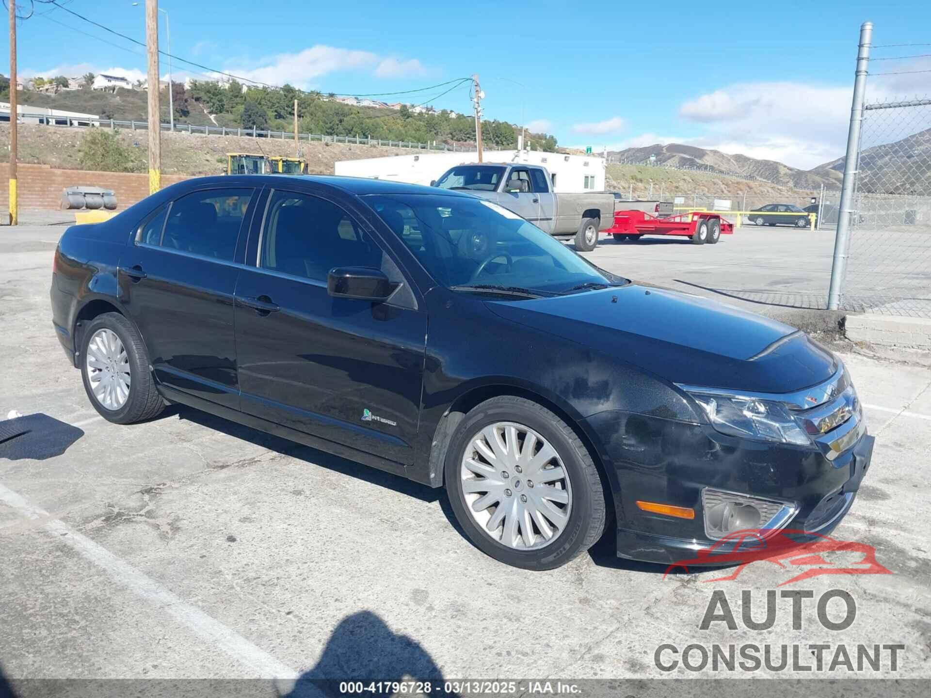 FORD FUSION HYBRID 2012 - 3FADP0L39CR205801