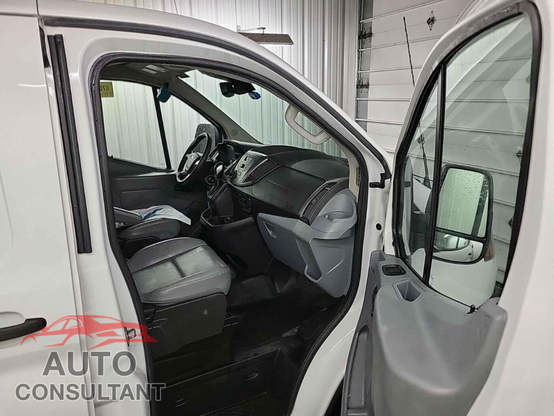 FORD TRANSIT-150 2015 - 1FTNE2YM0FKB32277