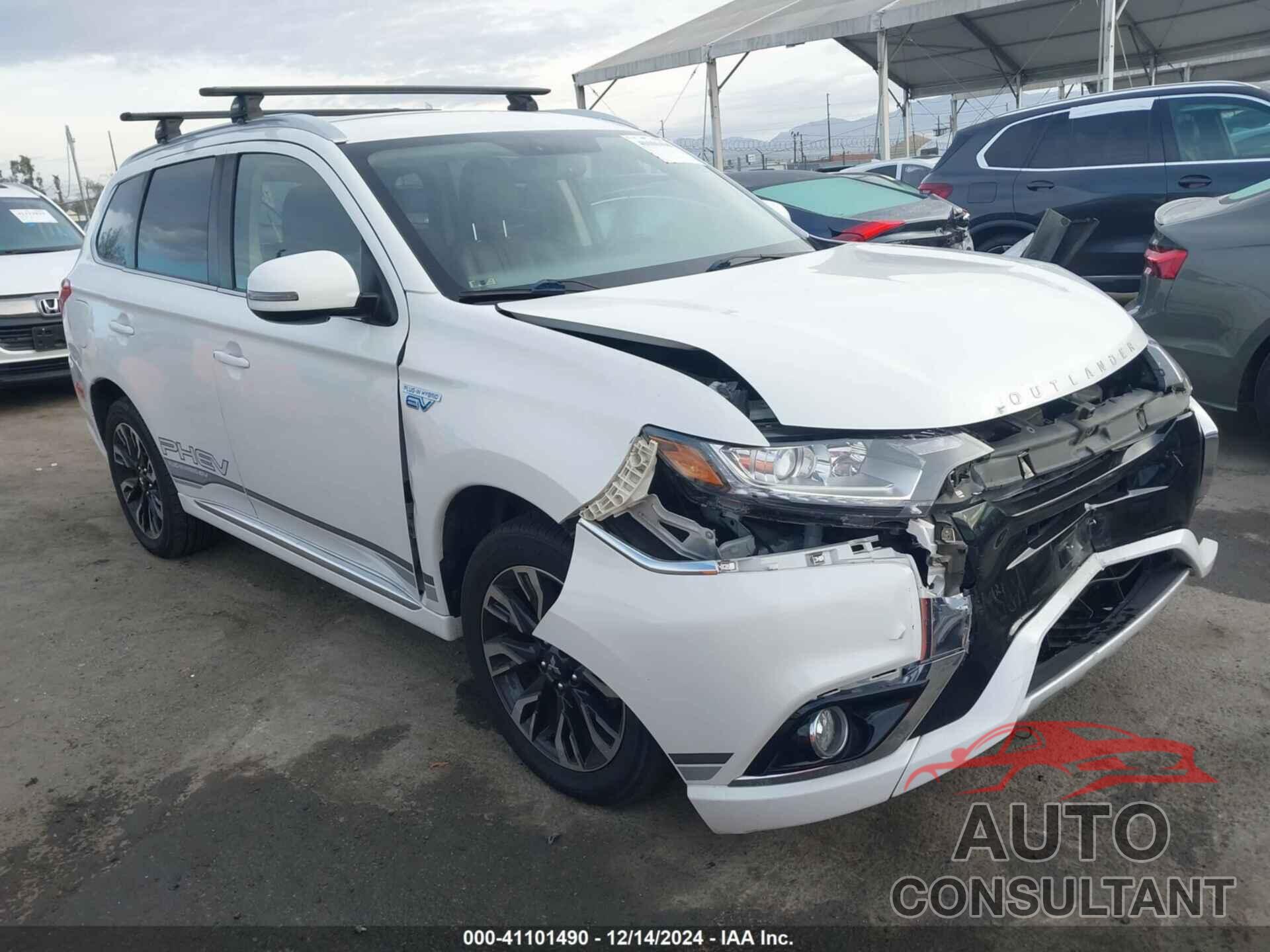 MITSUBISHI OUTLANDER PHEV 2018 - JA4J24A54JZ055364