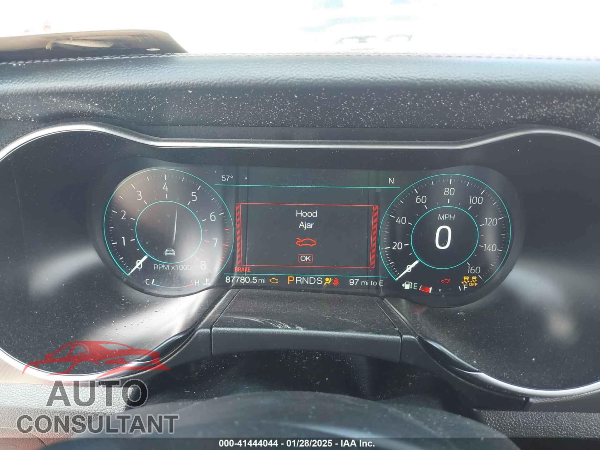 FORD MUSTANG 2019 - 1FATP8UH3K5159551