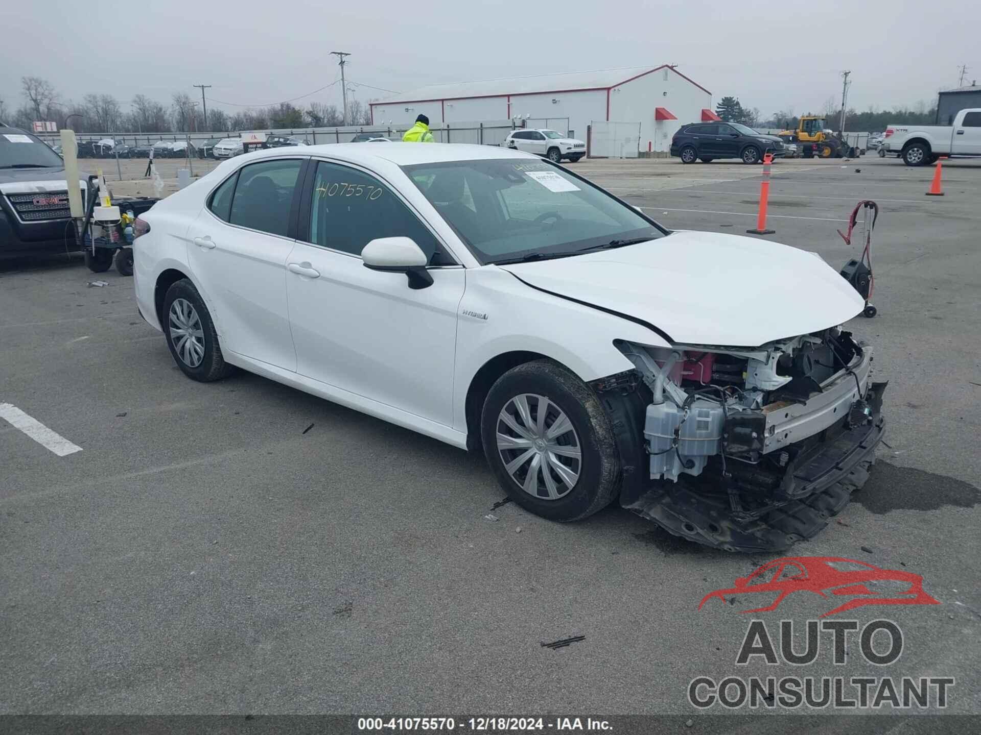 TOYOTA CAMRY 2021 - 4T1C31AK5MU561556