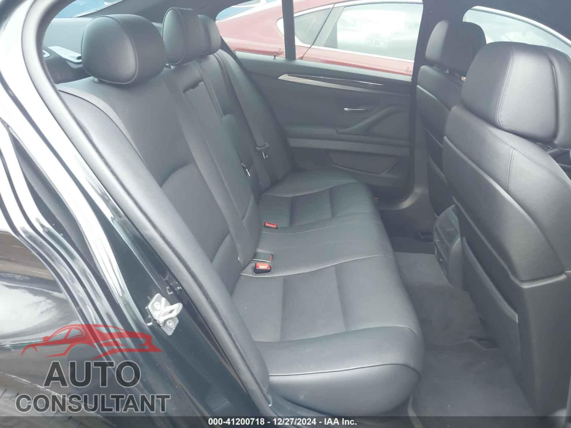 BMW 528I 2012 - WBAXG5C57CDX01868