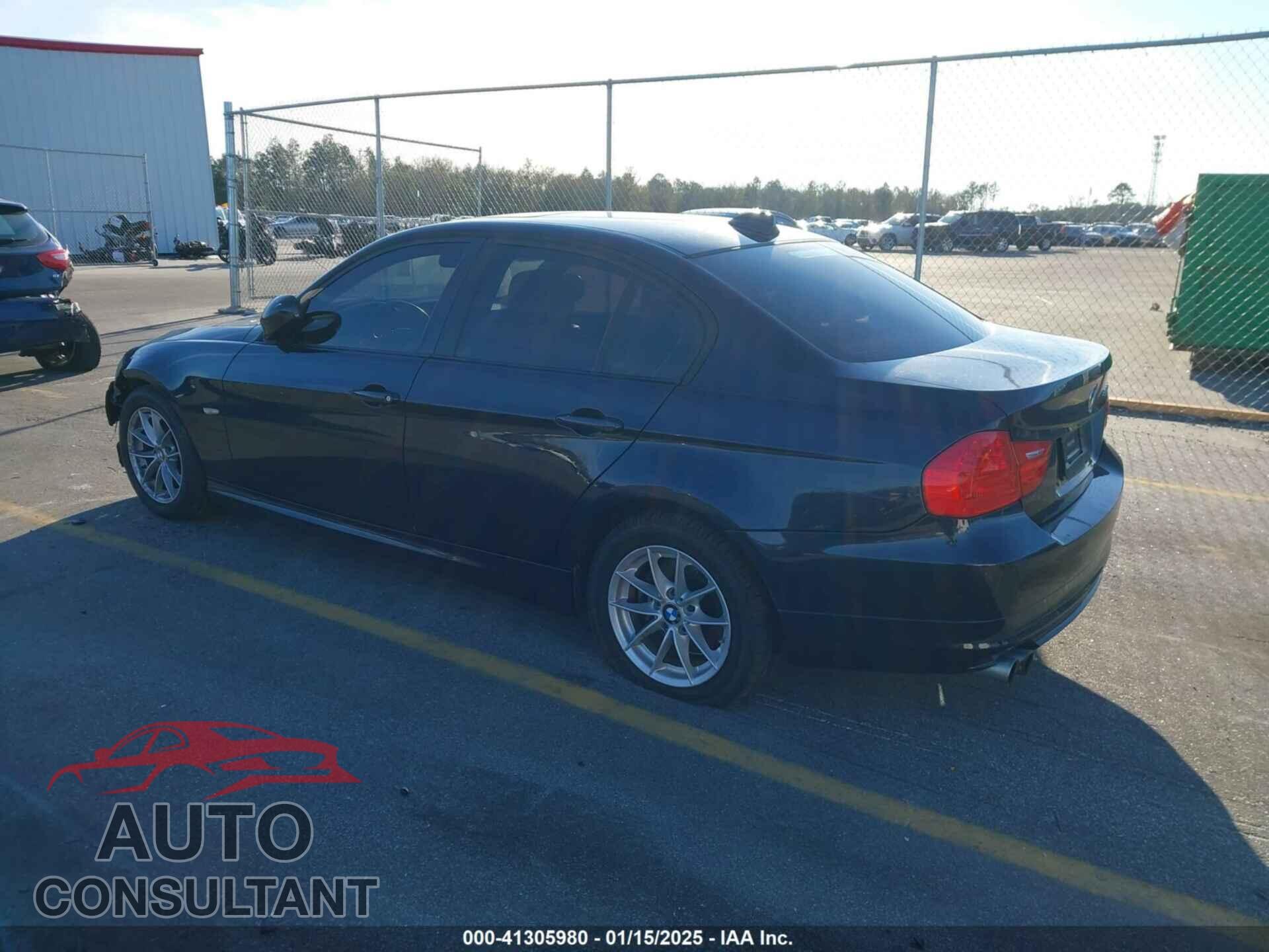 BMW 3 SERIES 2010 - WBAPH7C50AE129994