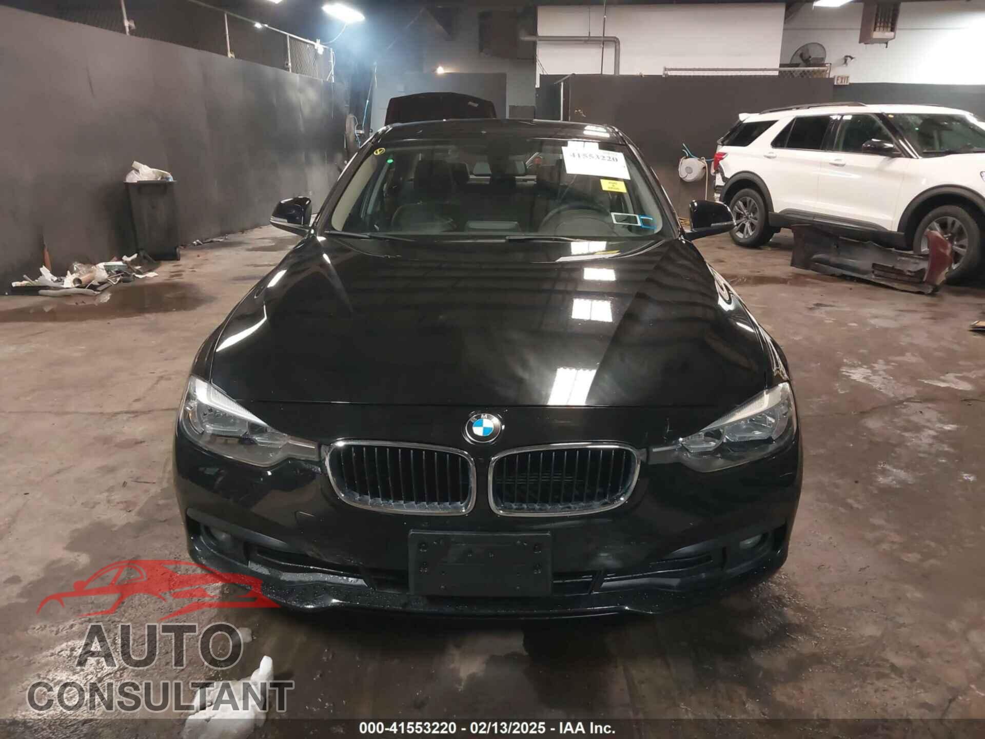BMW 320I 2016 - WBA8E5G5XGNU20717