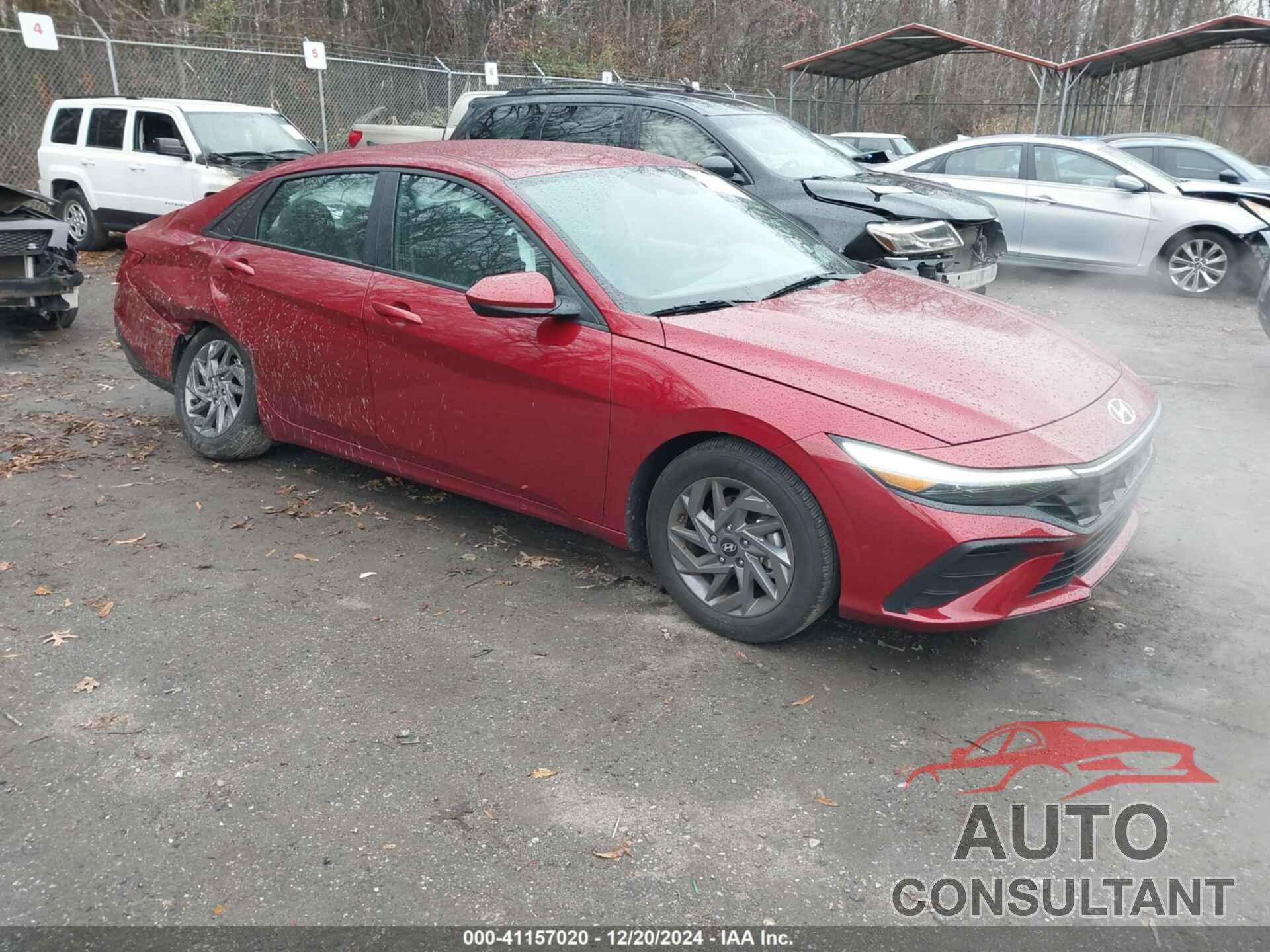 HYUNDAI ELANTRA 2024 - KMHLM4DG1RU735684