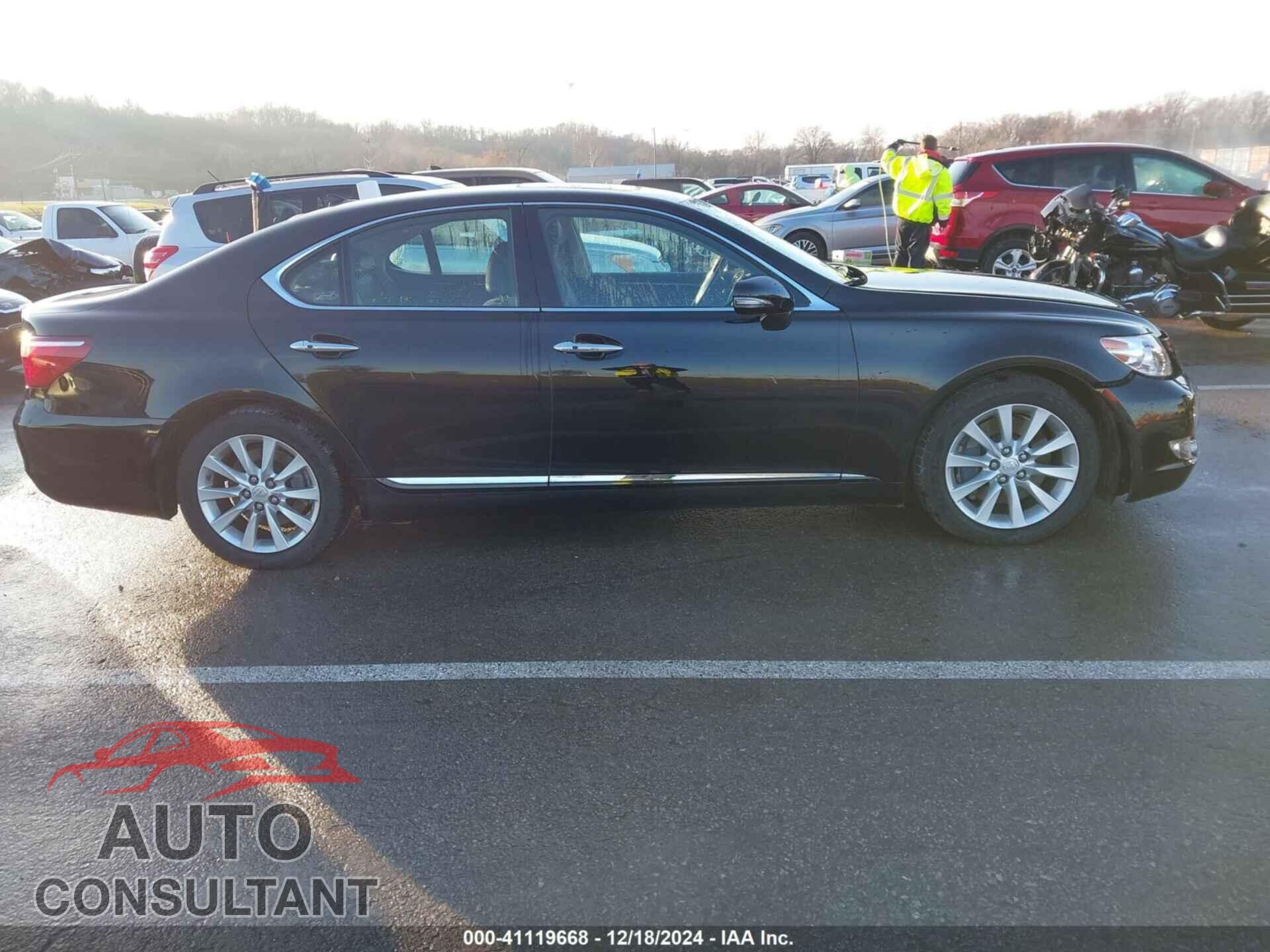 LEXUS LS 460 2012 - JTHCL5EFXC5013312