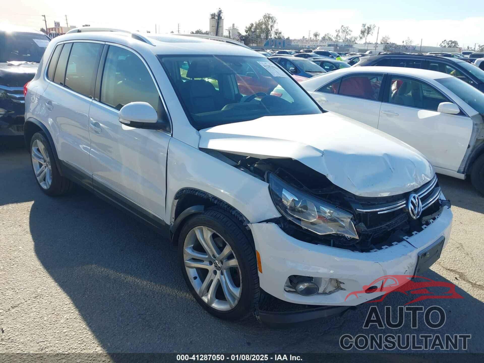 VOLKSWAGEN TIGUAN 2013 - WVGAV3AX9DW572735