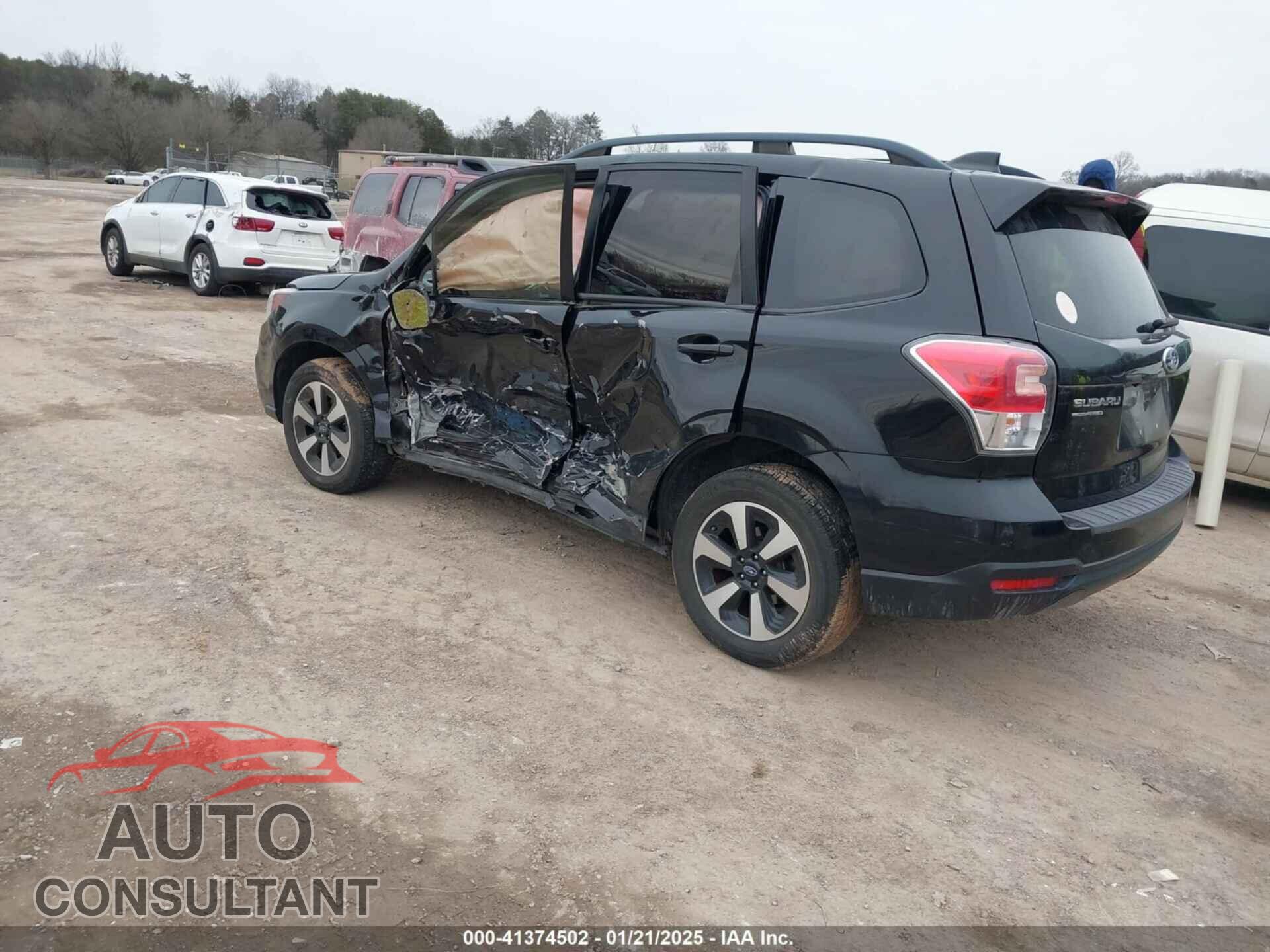 SUBARU FORESTER 2017 - JF2SJAEC4HH474871