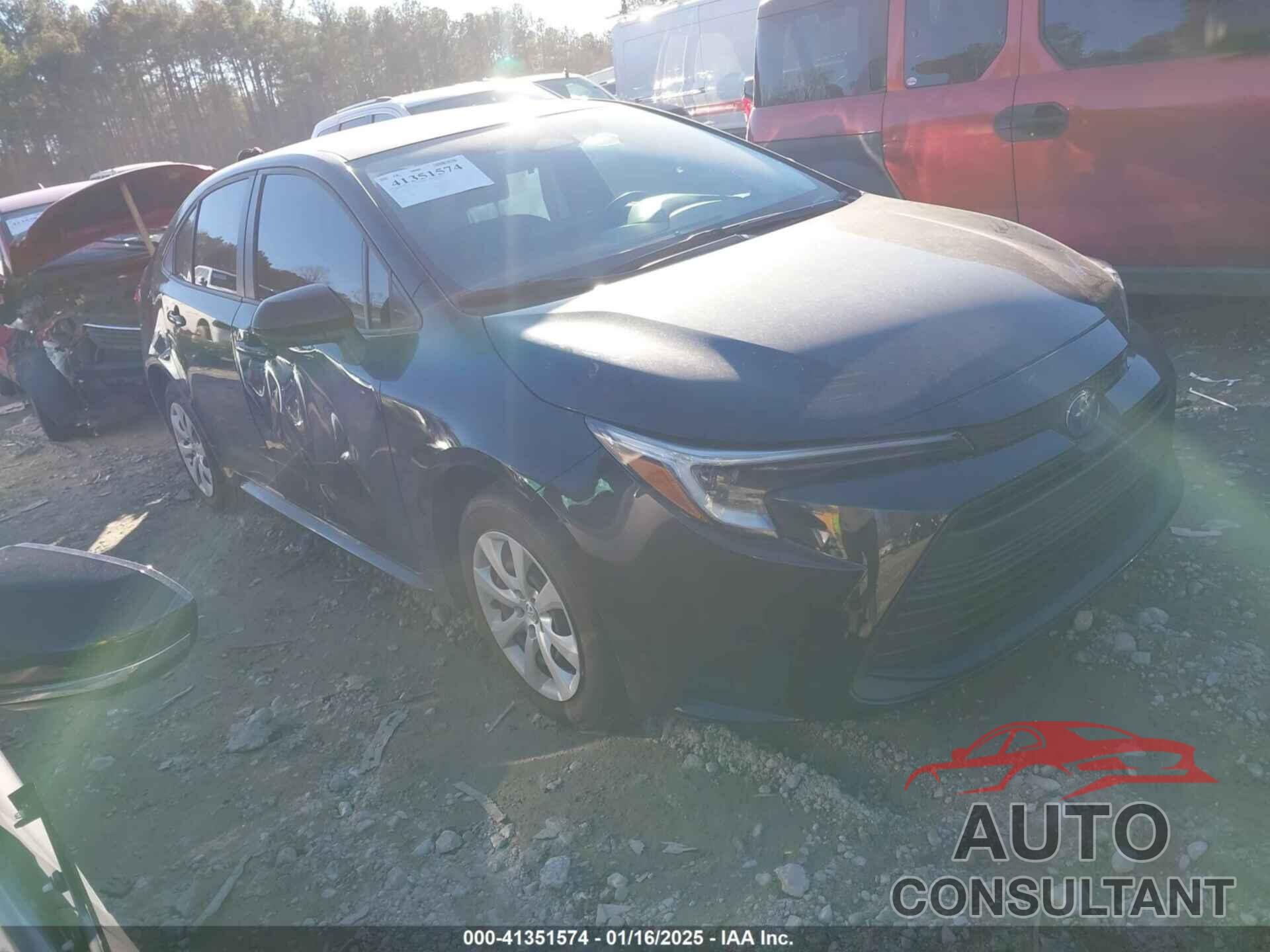 TOYOTA COROLLA 2024 - JTDBCMFE9RJ018577