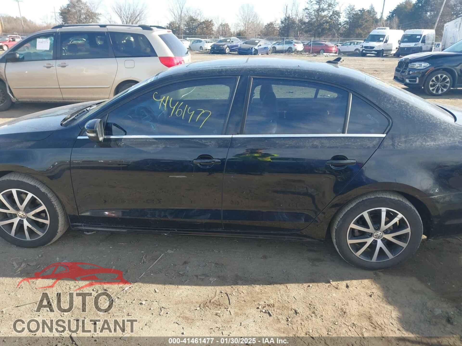 VOLKSWAGEN JETTA 2017 - 3VWDB7AJ4HM220324