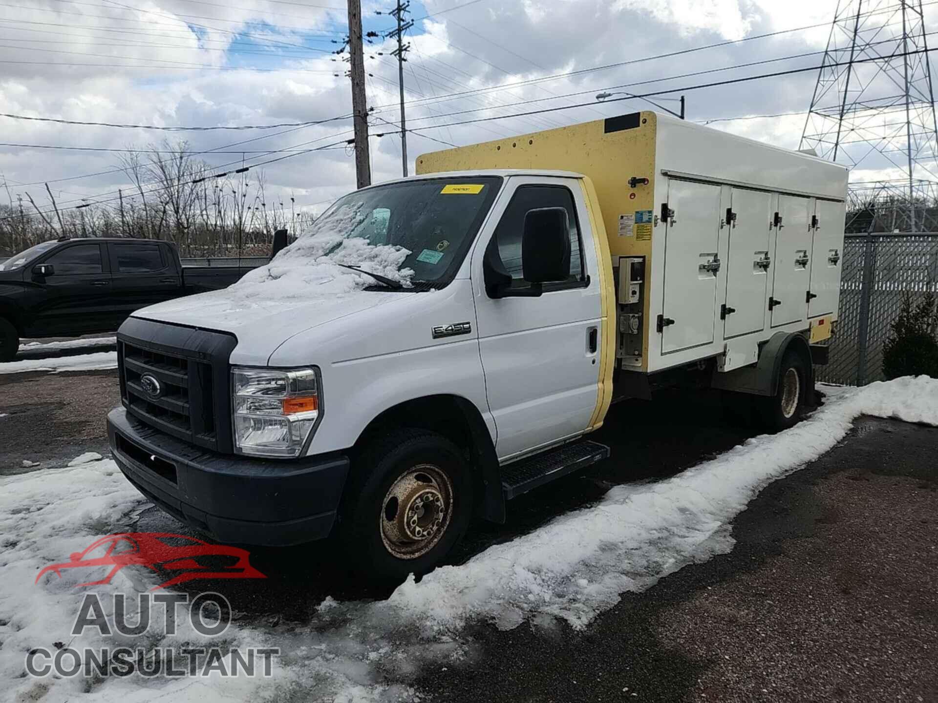 FORD ECONOLINE 2018 - 1FDXE4FS0JDC24990