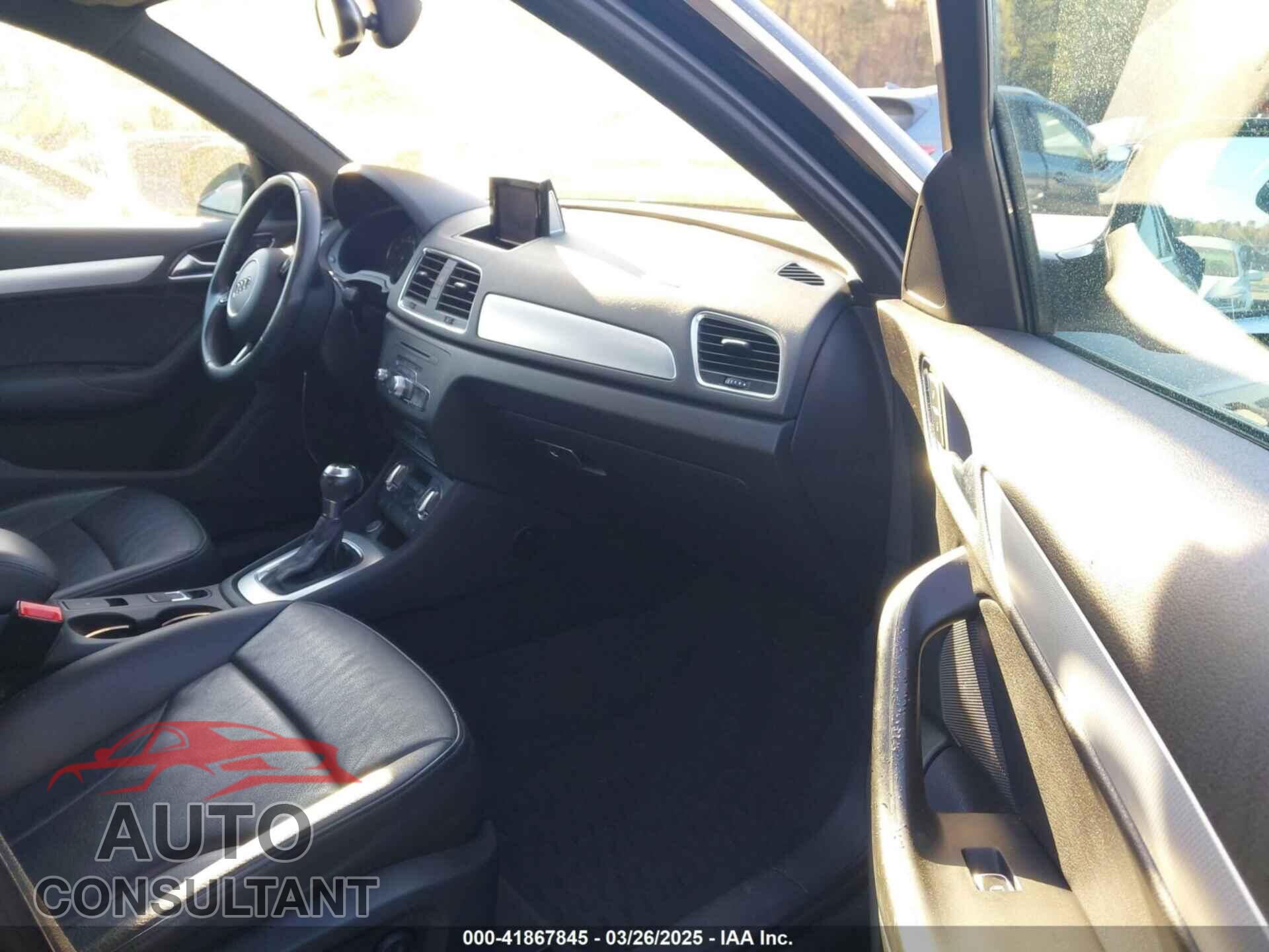 AUDI Q3 2015 - WA1BFCFS2FR005944