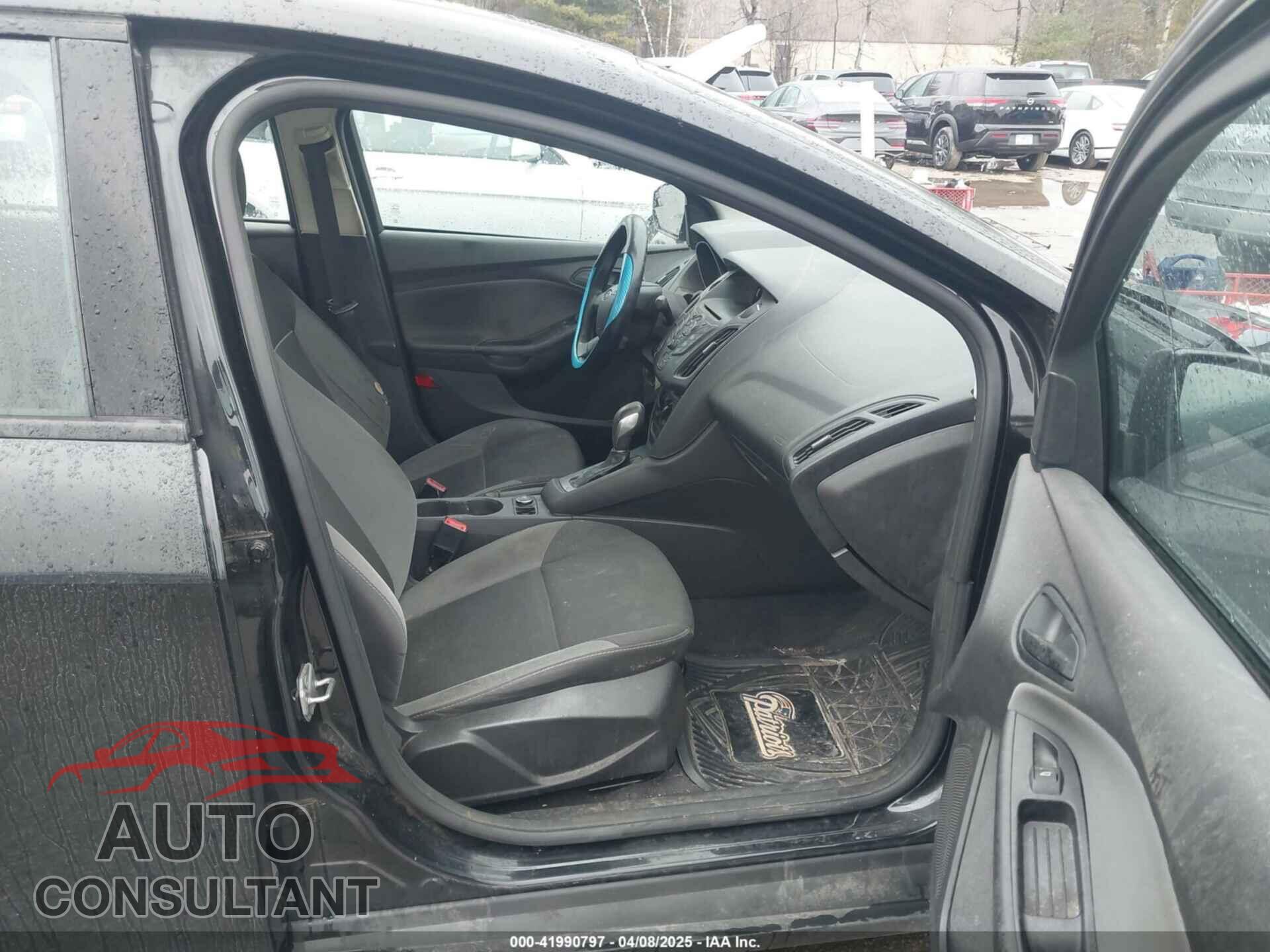 FORD FOCUS 2014 - 1FADP3E23EL151905