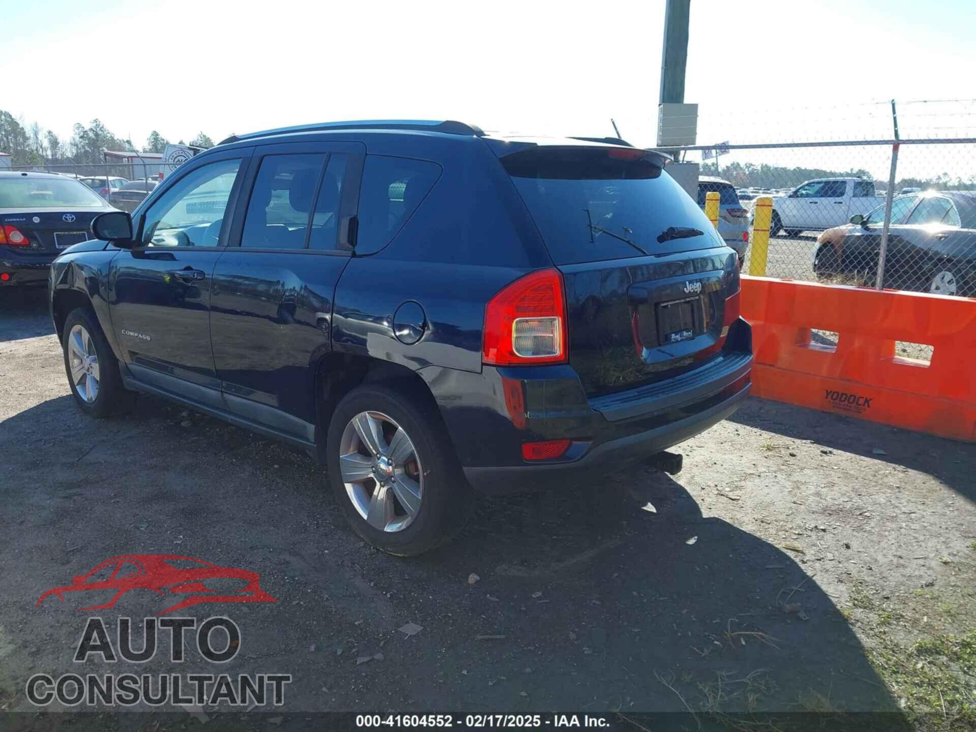 JEEP COMPASS 2011 - 1J4NT1FA4BD208116