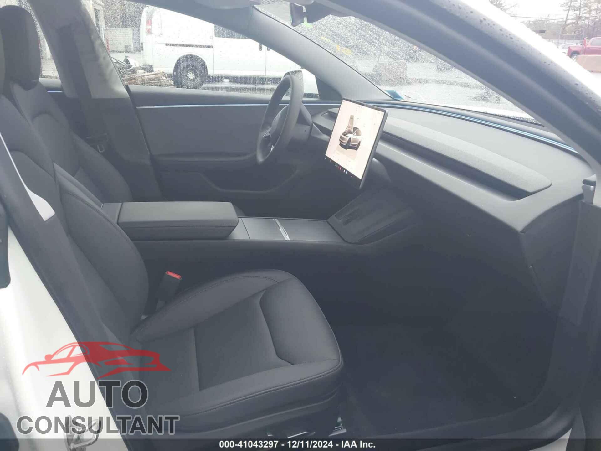 TESLA MODEL 3 2024 - 5YJ3E1EA7RF729214