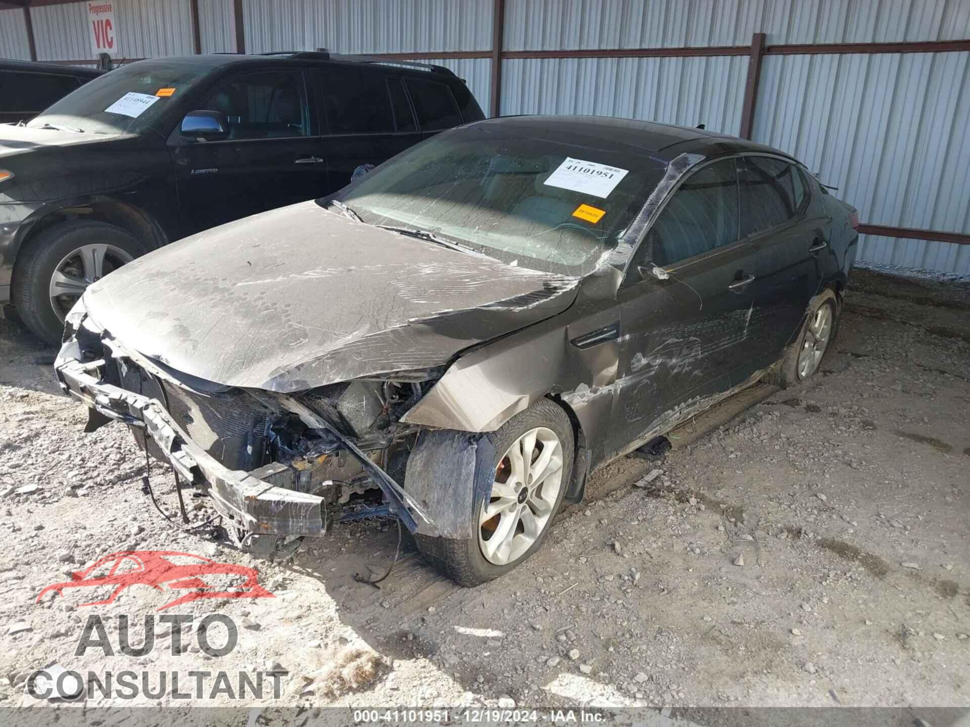 KIA OPTIMA 2011 - KNAGN4A73B5168155