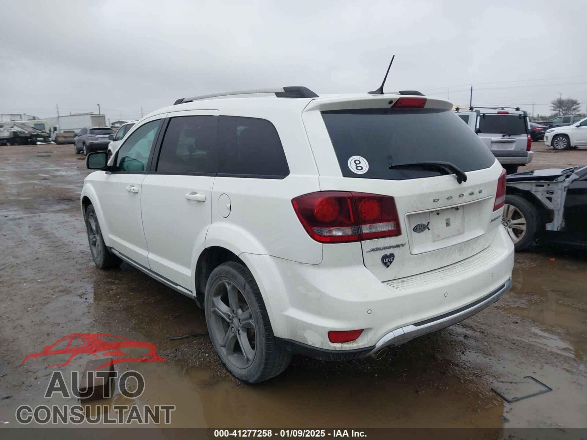 DODGE JOURNEY 2017 - 3C4PDCGG7HT673504
