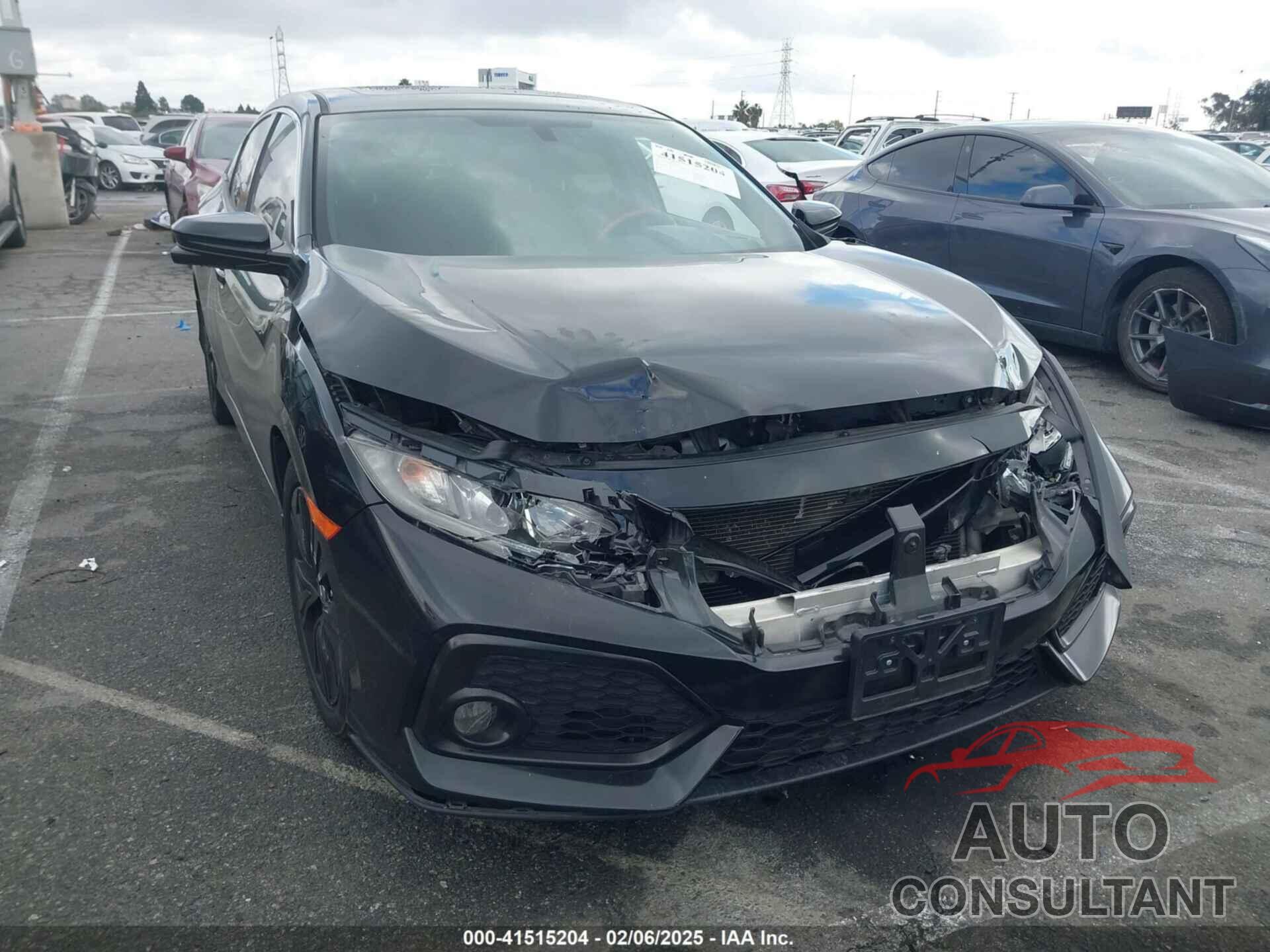 HONDA CIVIC 2018 - SHHFK7H59JU423612