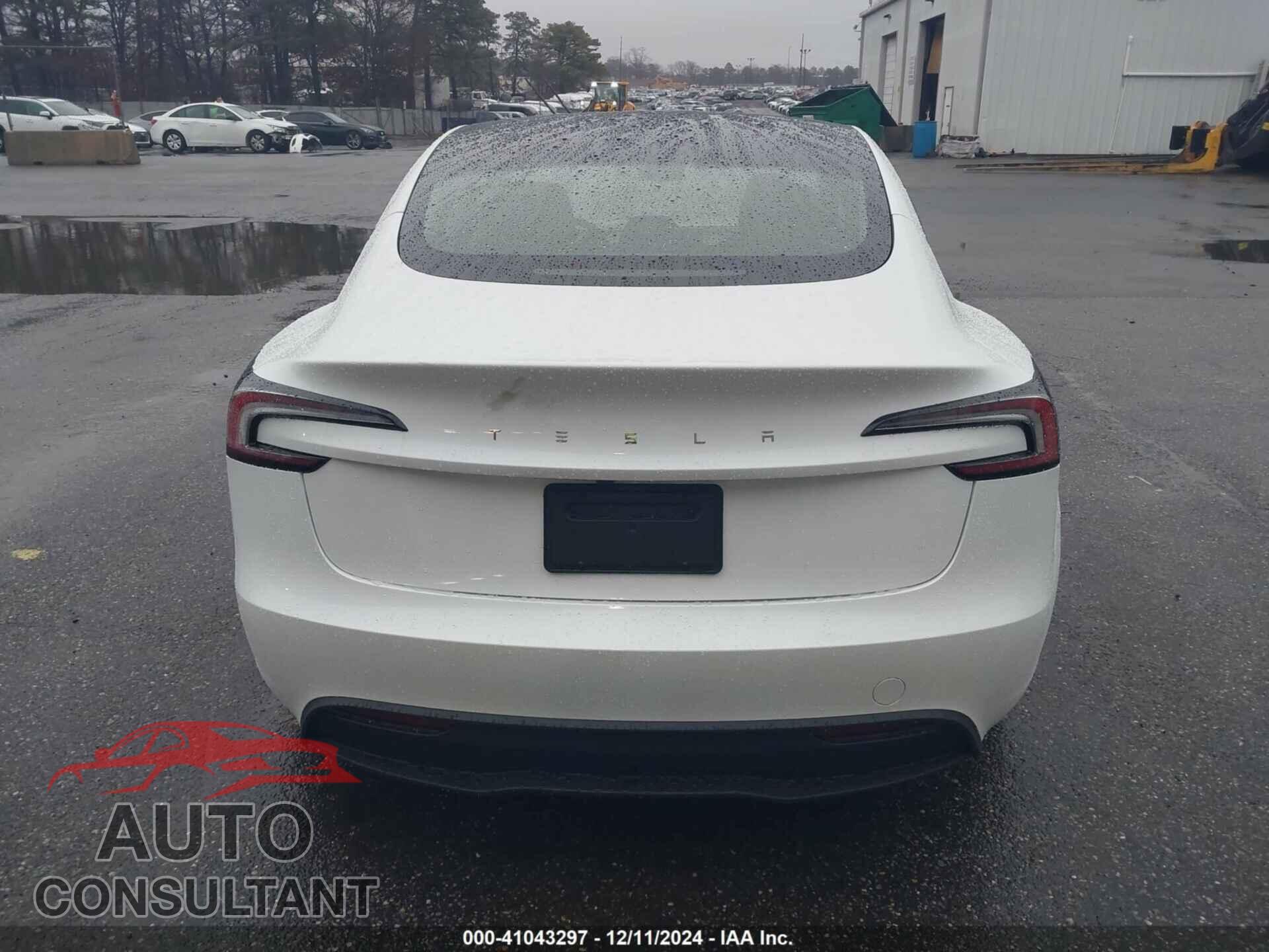 TESLA MODEL 3 2024 - 5YJ3E1EA7RF729214