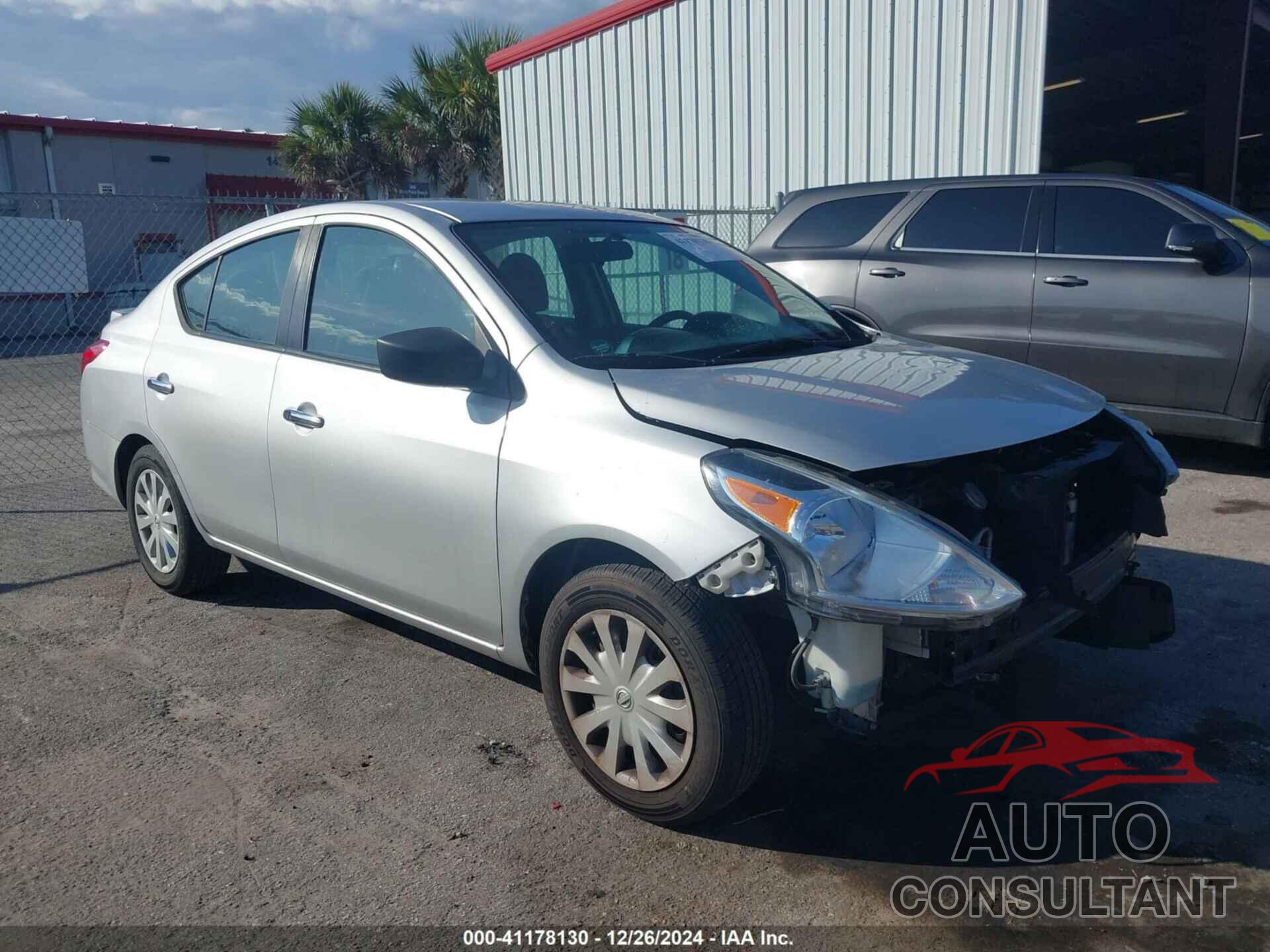 NISSAN VERSA 2017 - 3N1CN7AP1HK432431