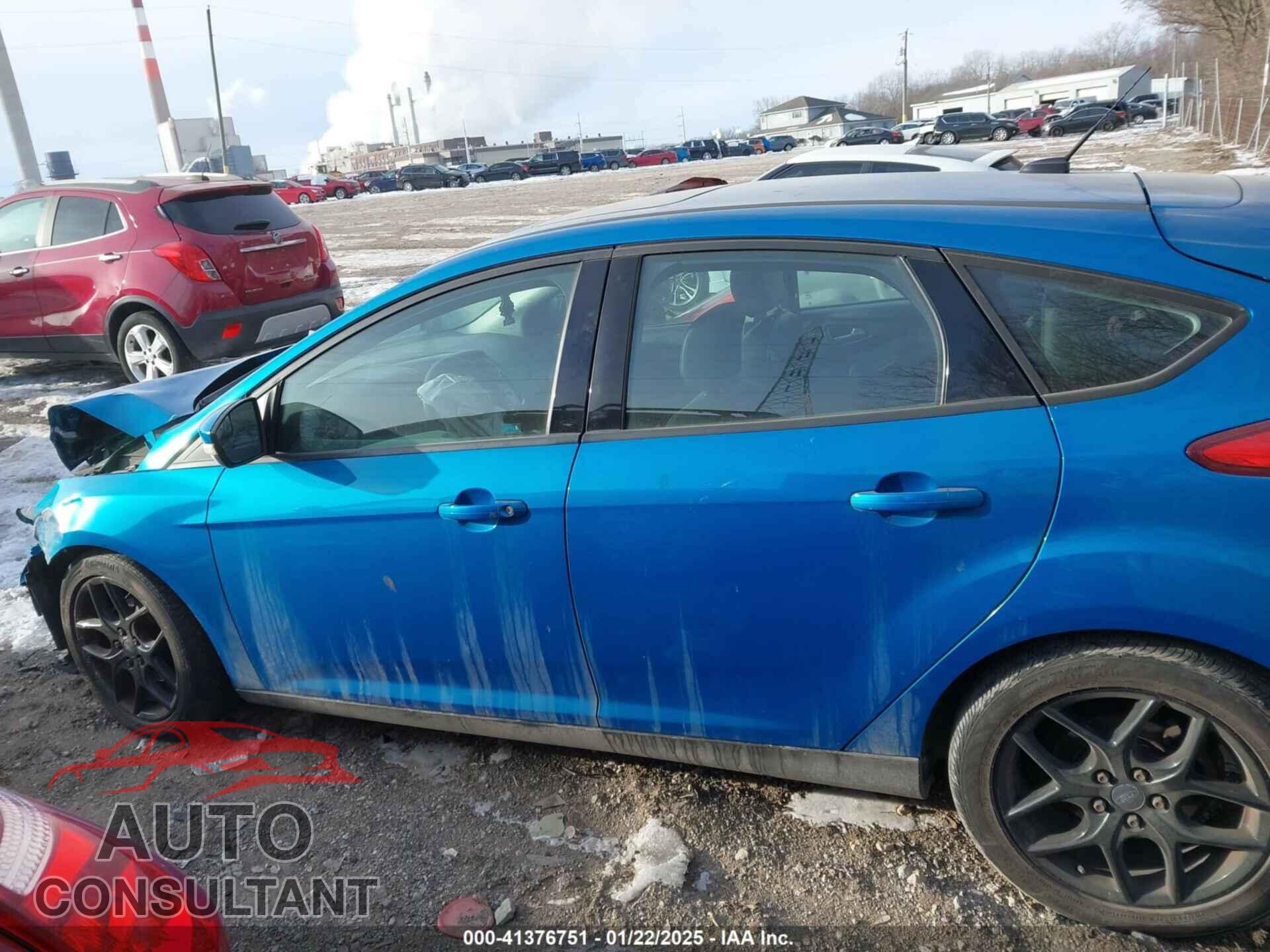 FORD FOCUS 2016 - 1FADP3K26GL266716
