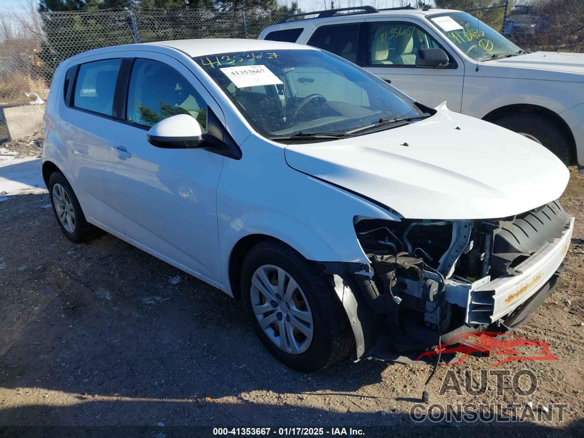 CHEVROLET SONIC 2019 - 1G1JG6SB2K4128620
