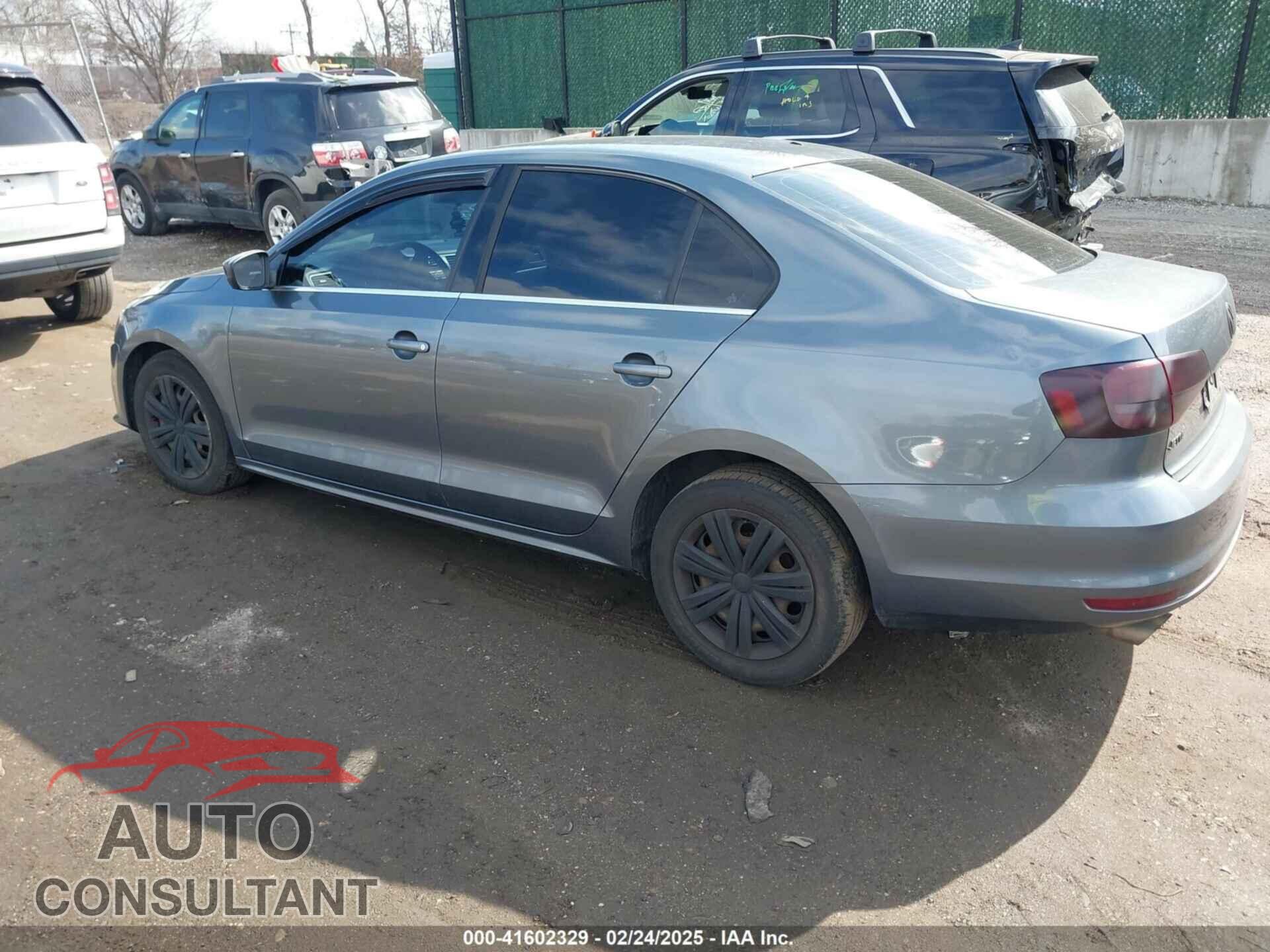 VOLKSWAGEN JETTA 2017 - 3VW2B7AJ2HM401574