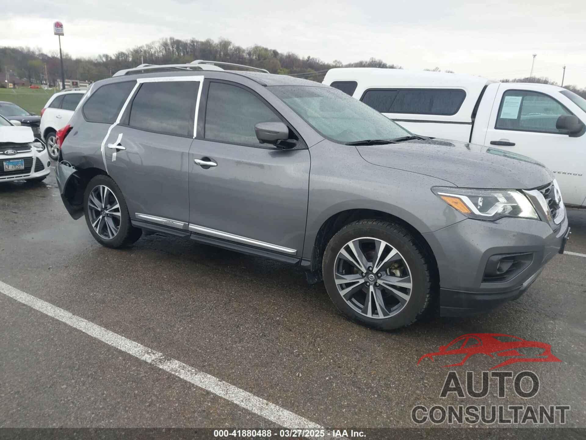 NISSAN PATHFINDER 2019 - 5N1DR2MM2KC651174