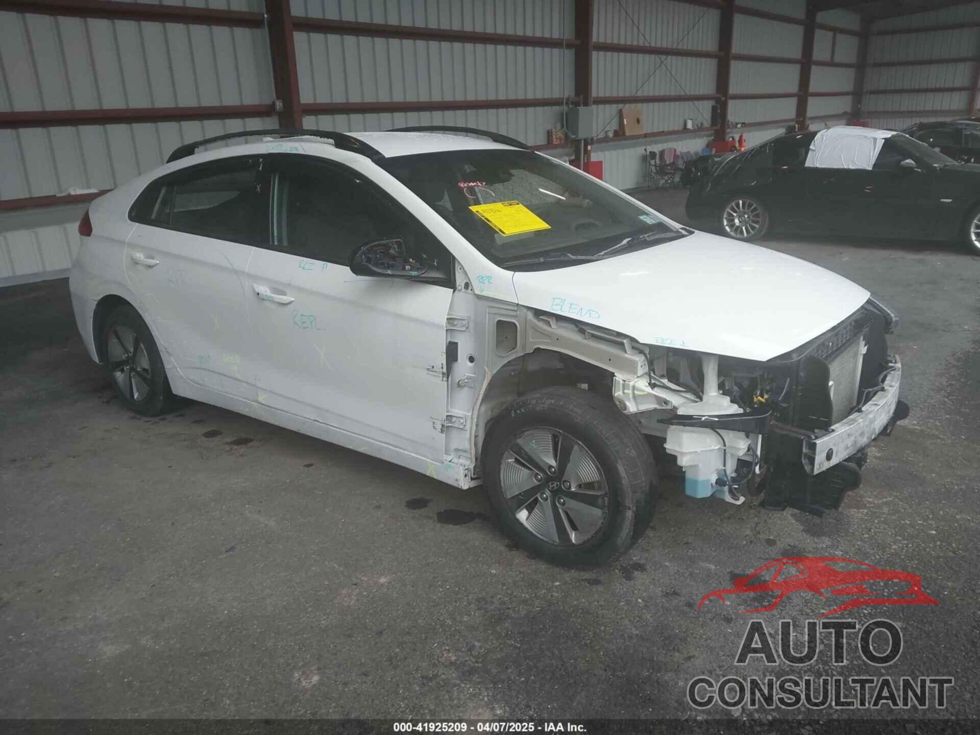 HYUNDAI IONIQ HYBRID 2020 - KMHC65LC2LU214785