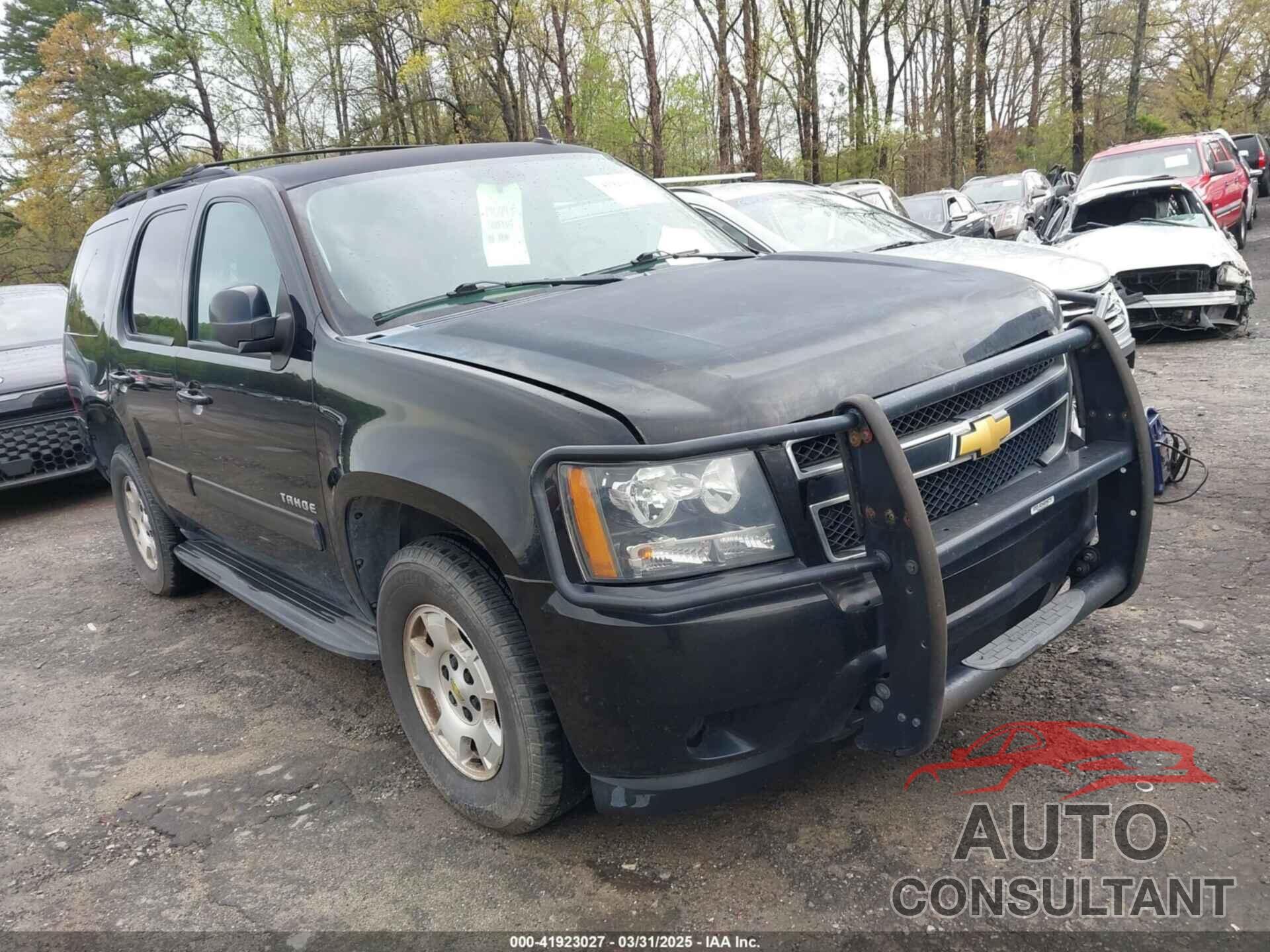 CHEVROLET TAHOE 2014 - 1GNSKAE03ER143360