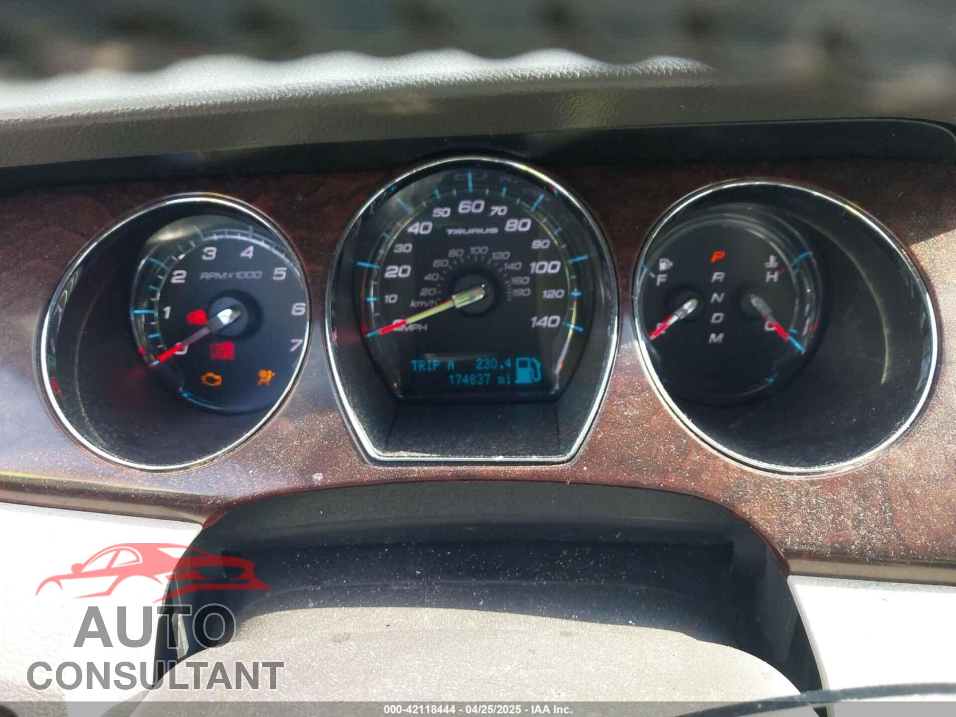 FORD TAURUS 2012 - 1FAHP2EW6CG112018