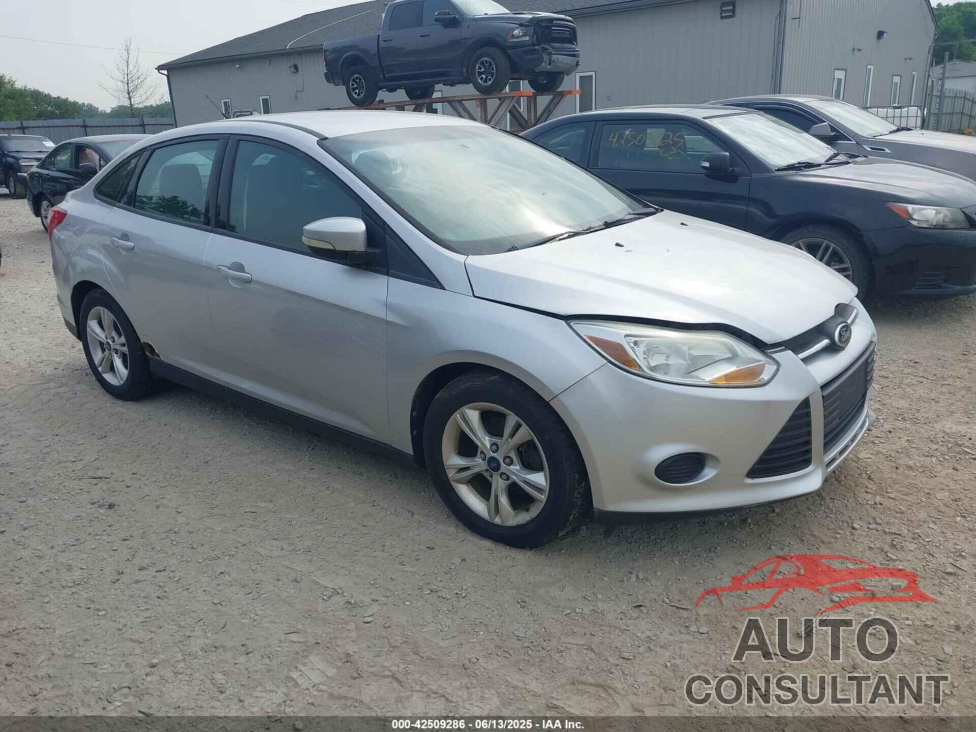 FORD FOCUS 2014 - 1FADP3F25EL275429