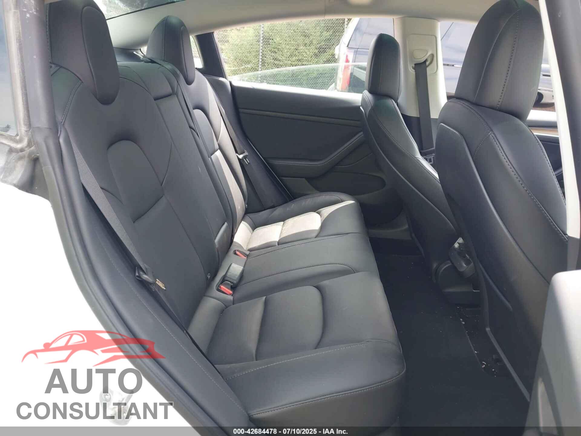 TESLA MODEL 3 2022 - 5YJ3E1EC6NF258569