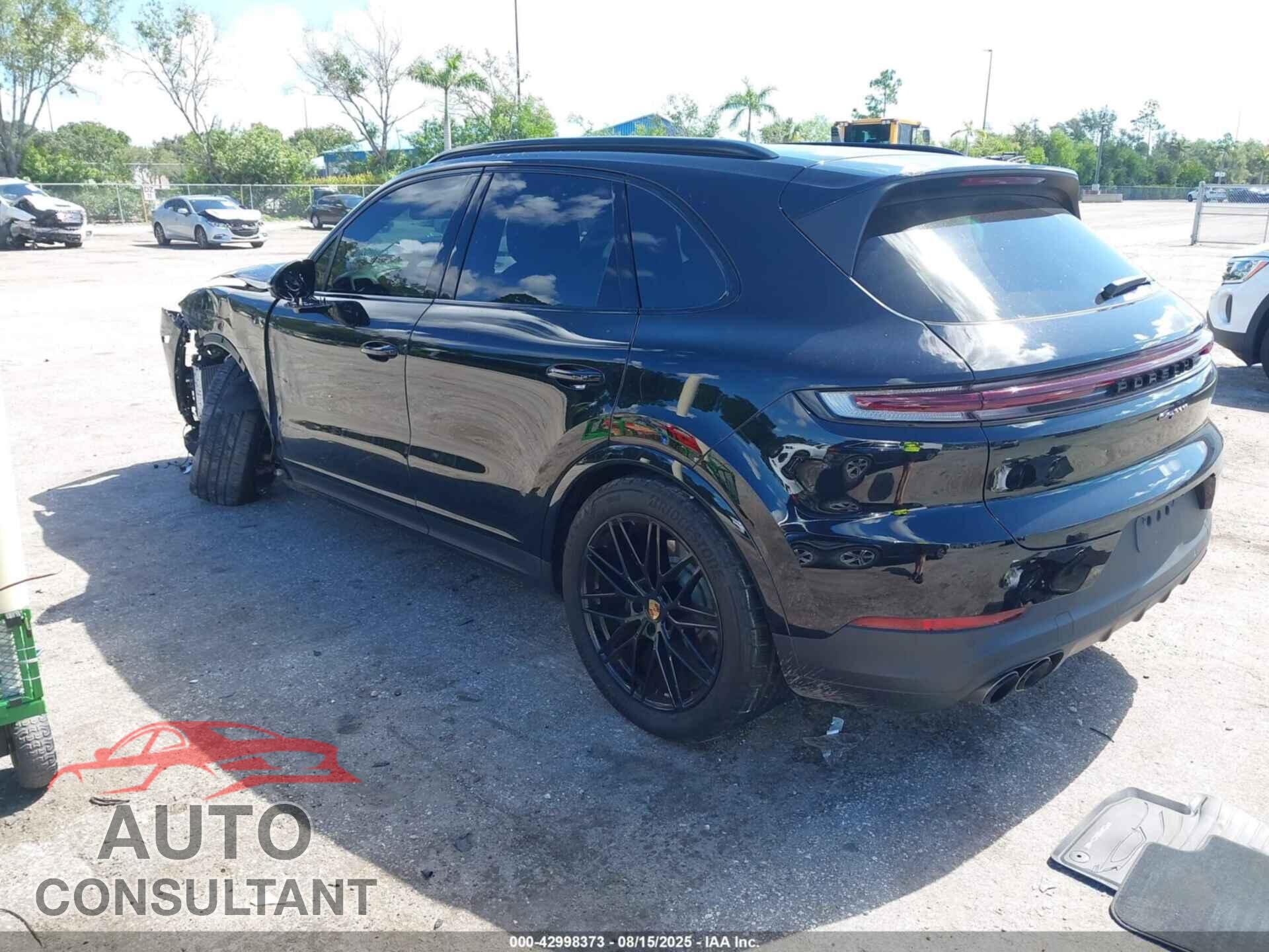 PORSCHE CAYENNE 2024 - WP1AA2AY3RDA12505
