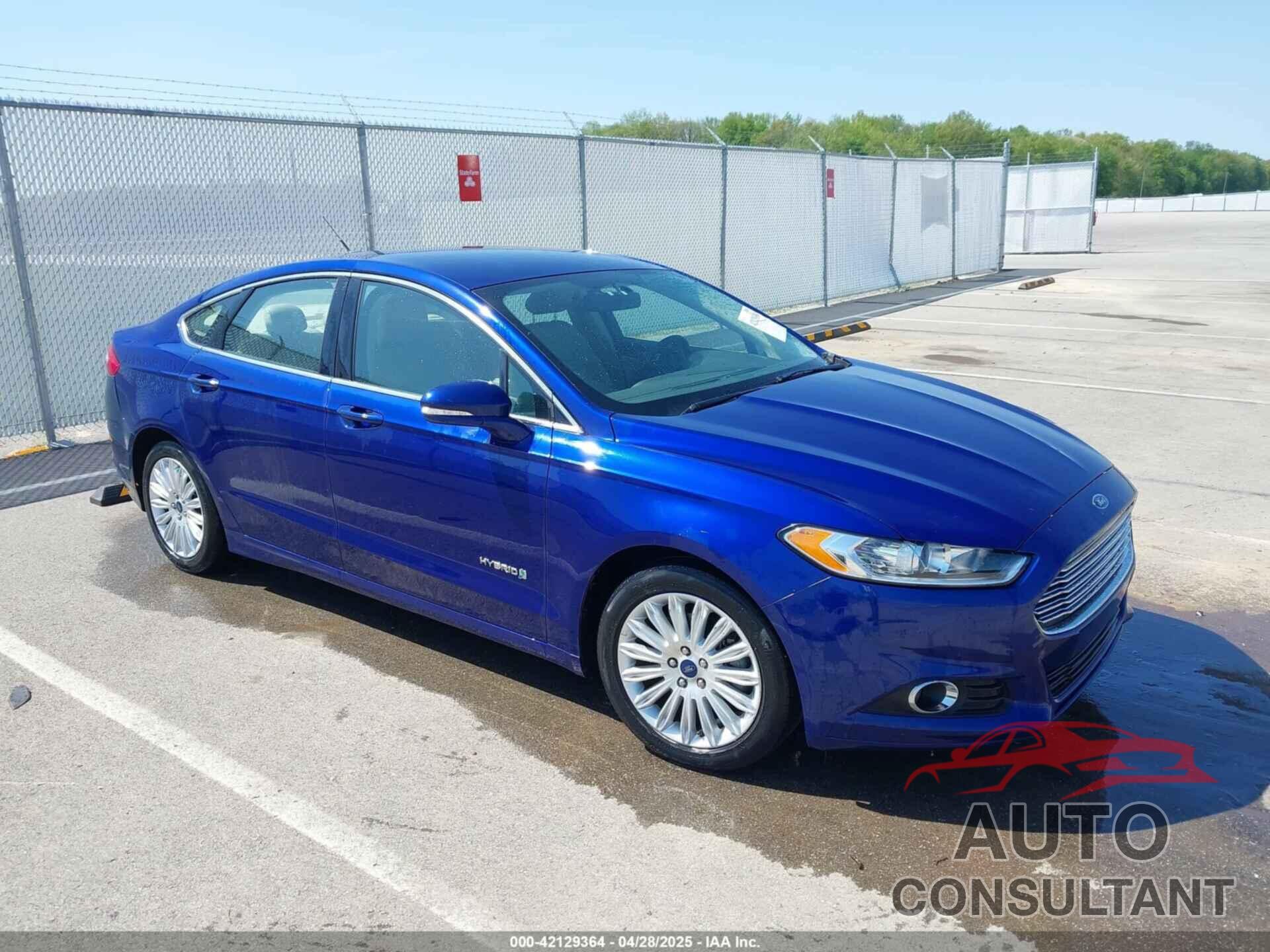 FORD FUSION HYBRID 2015 - 3FA6P0LU0FR168403
