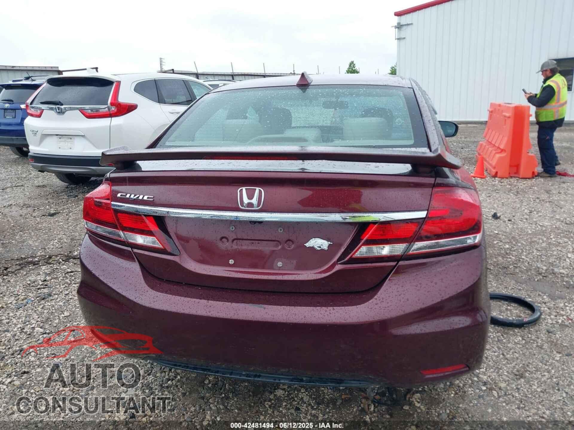 HONDA CIVIC 2014 - 19XFB2F54EE009446