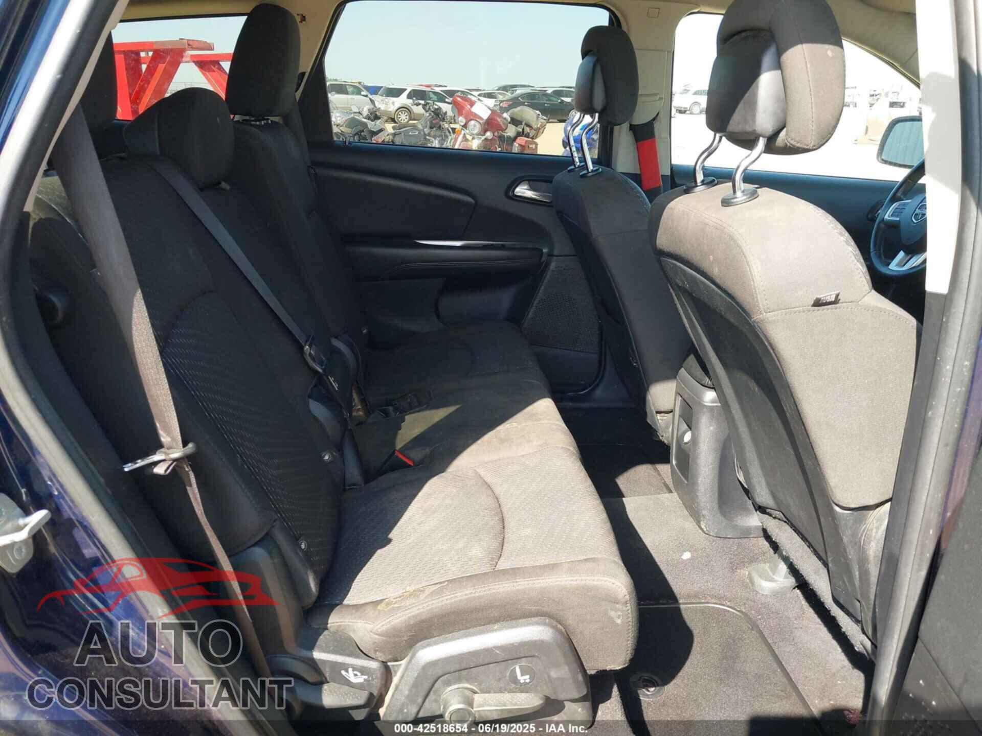 DODGE JOURNEY 2017 - 3C4PDCBB8HT527317