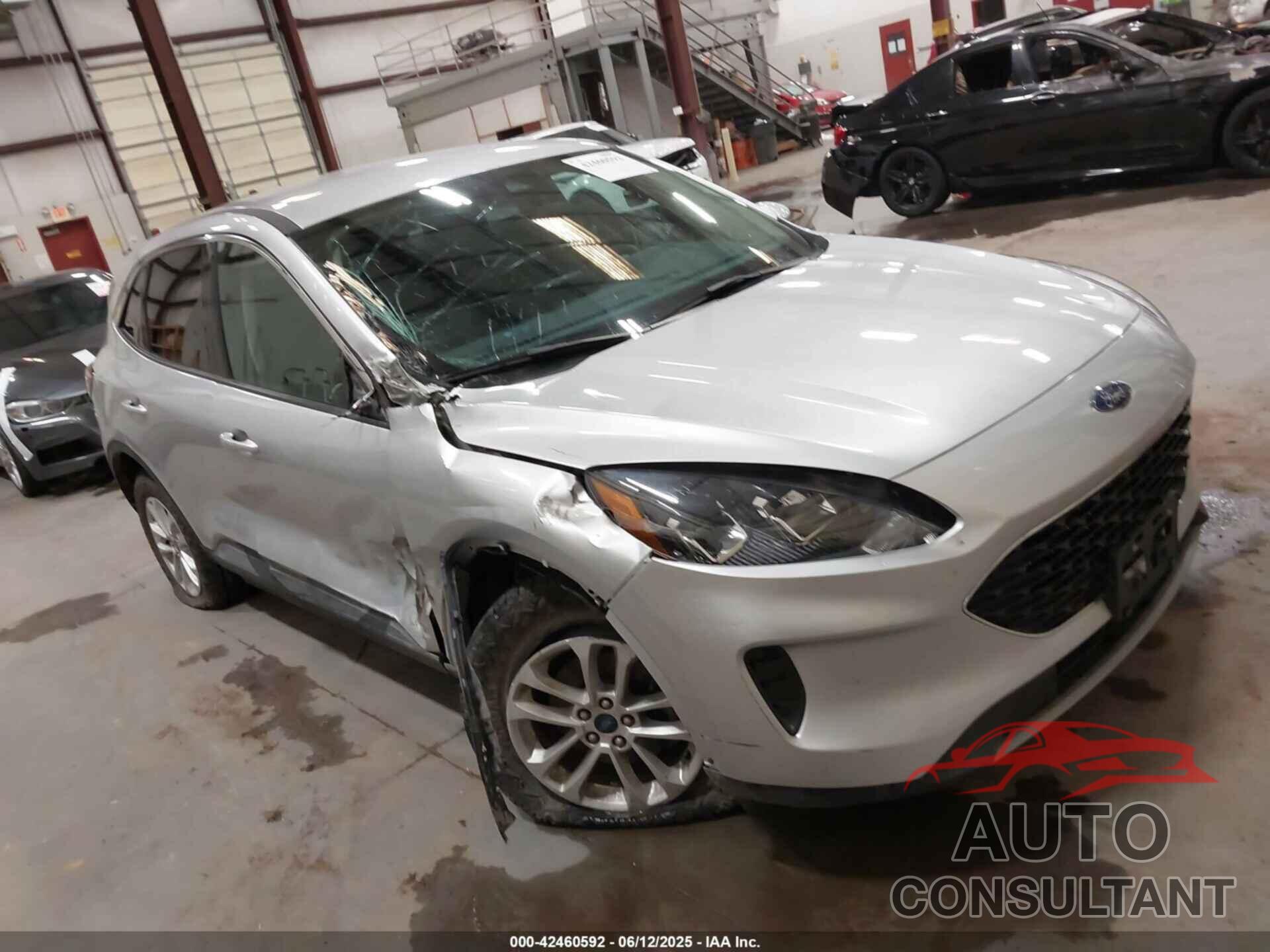 FORD ESCAPE 2020 - 1FMCU9G68LUB68719