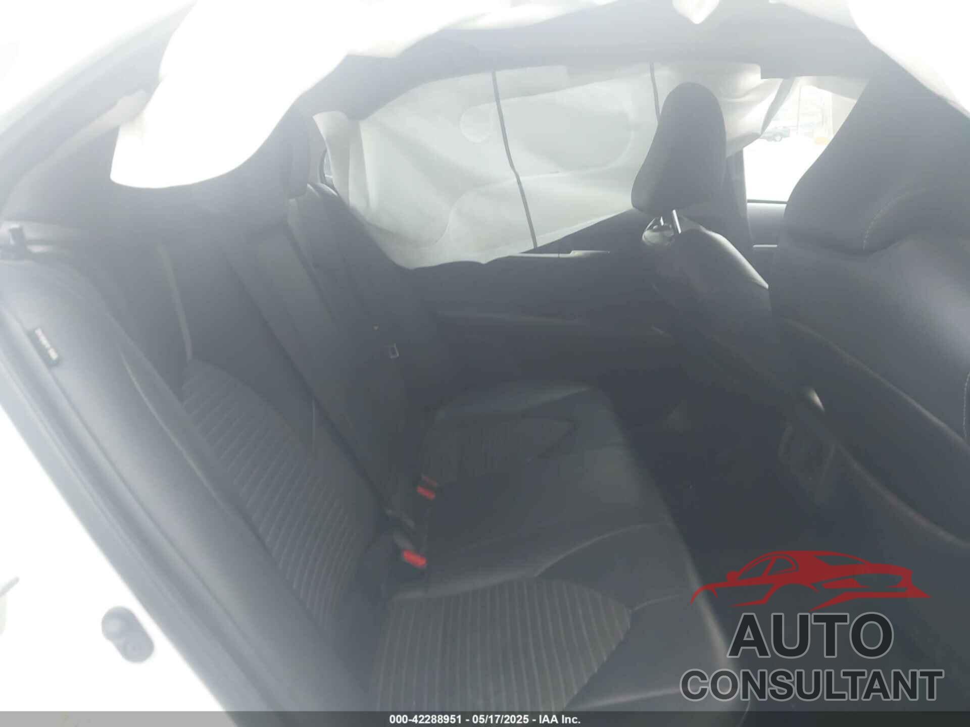 TOYOTA CAMRY 2018 - 4T1B11HK9JU509026
